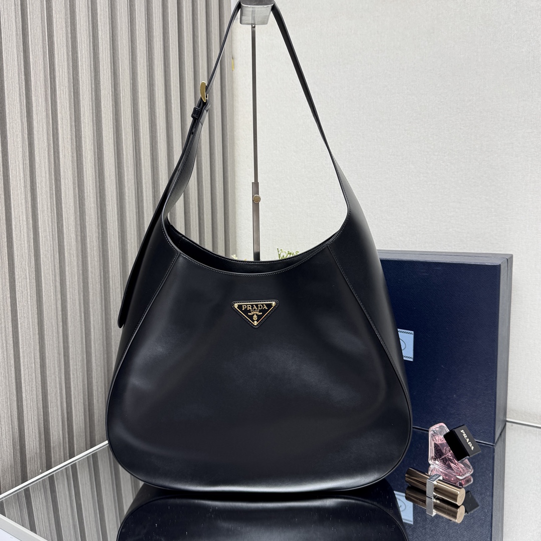 【Top original】🎉Cleo extragrande🎉Nuevo bolso bandolera extragrande 1BC181🎉🎉Este bolso bandolera está hecho de cuero …