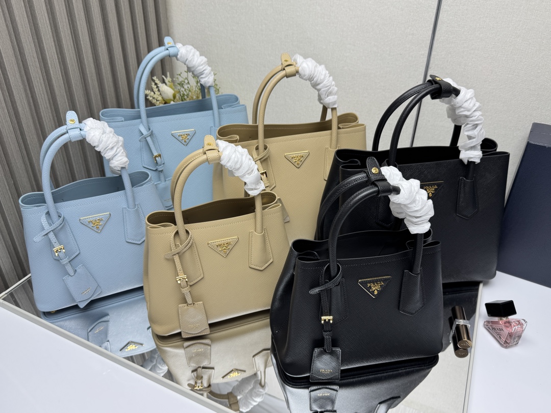 Prada everyday