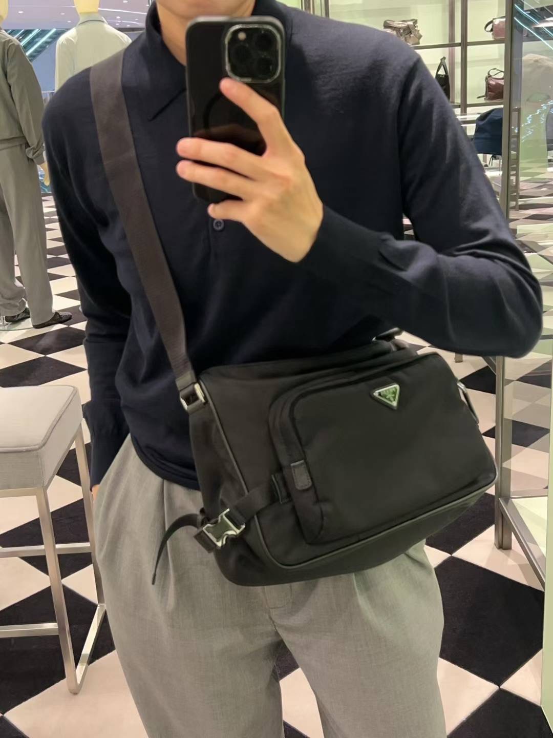 NO:389897,Large upper body picture, Prada [top original list], prada19860909大号上身图,普拉达【顶级原单】,prada,Bag