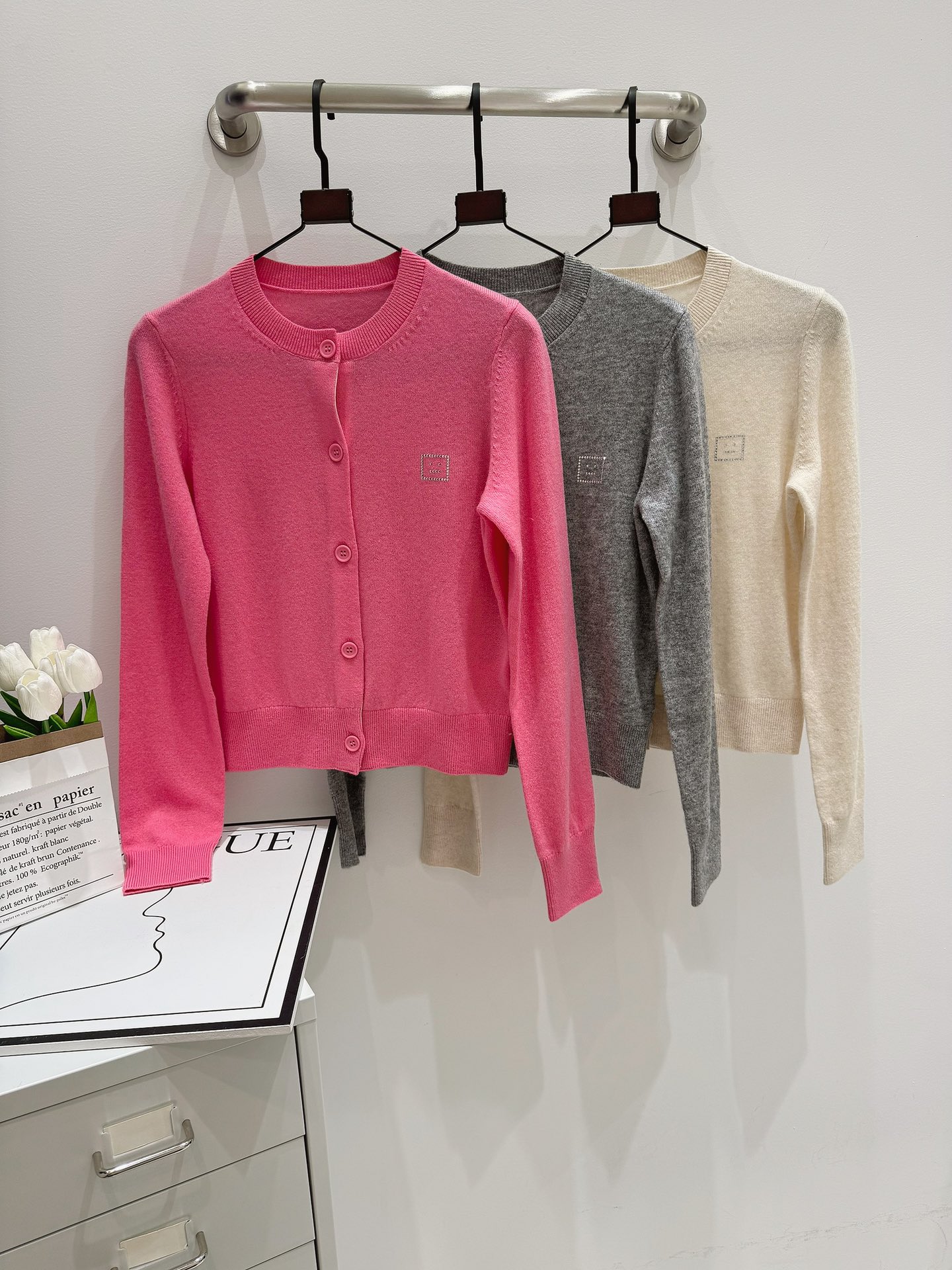 Abbigliamento Cardigan Beige Grigio Rosa Lana Collezione Autunno/Inverno