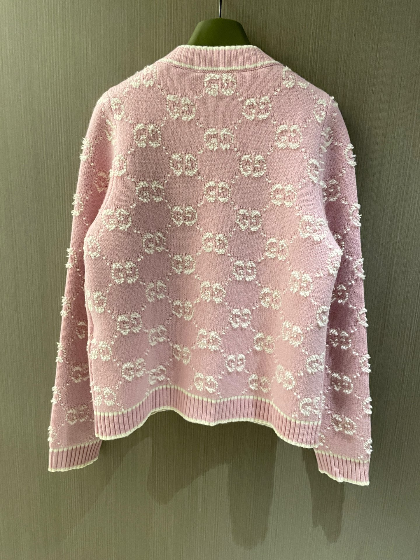 Gucci Wool Cardigan with GG Jacquard Pattern | Soft & Stylish 9 i1737026900773 2624 0 6