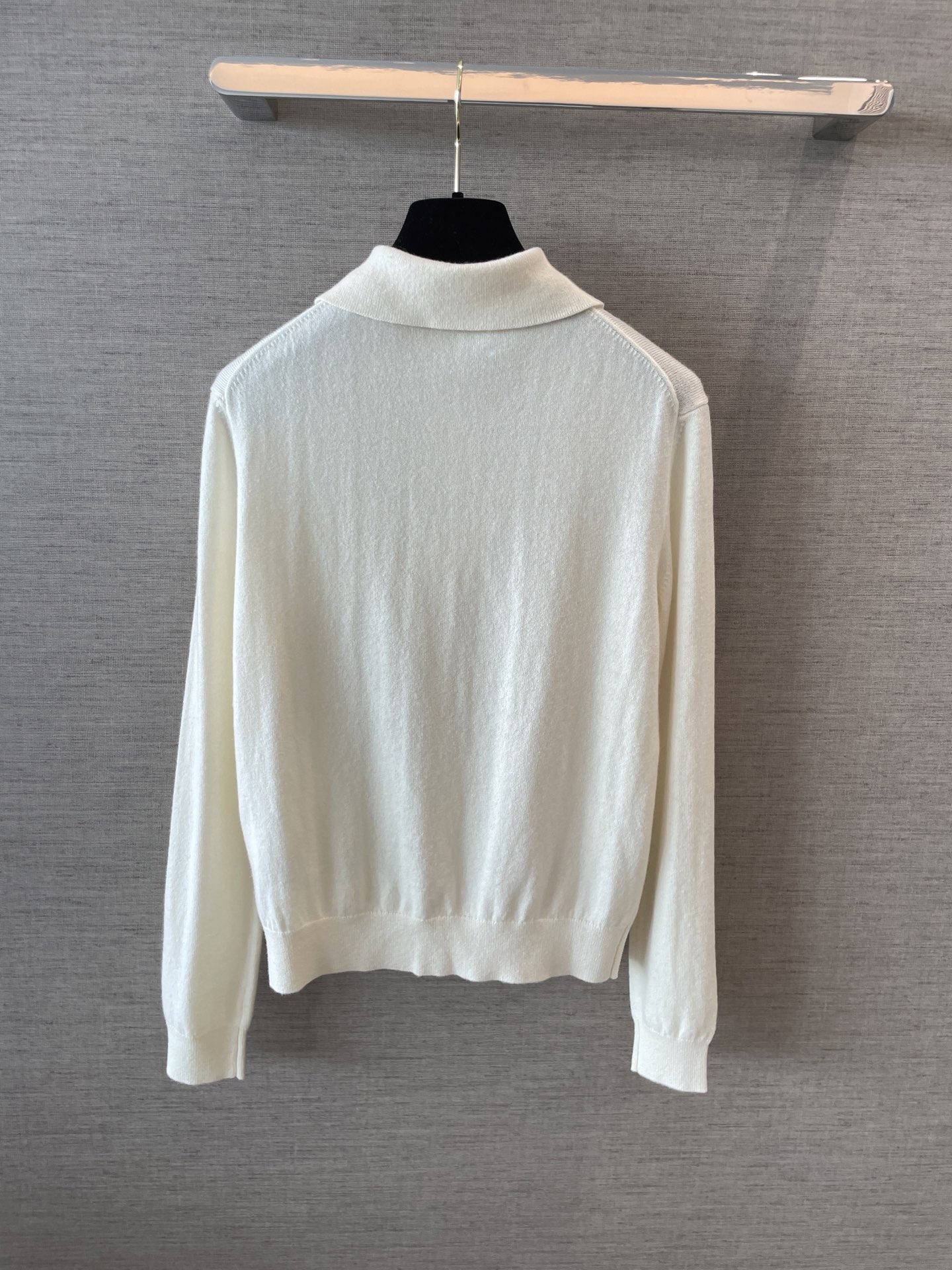Elegant Cashmere Polo Shirt - Soft, Comfortable, and Stylish - Perfect for Any Occasion 6 i1746788788497 1149 0 4