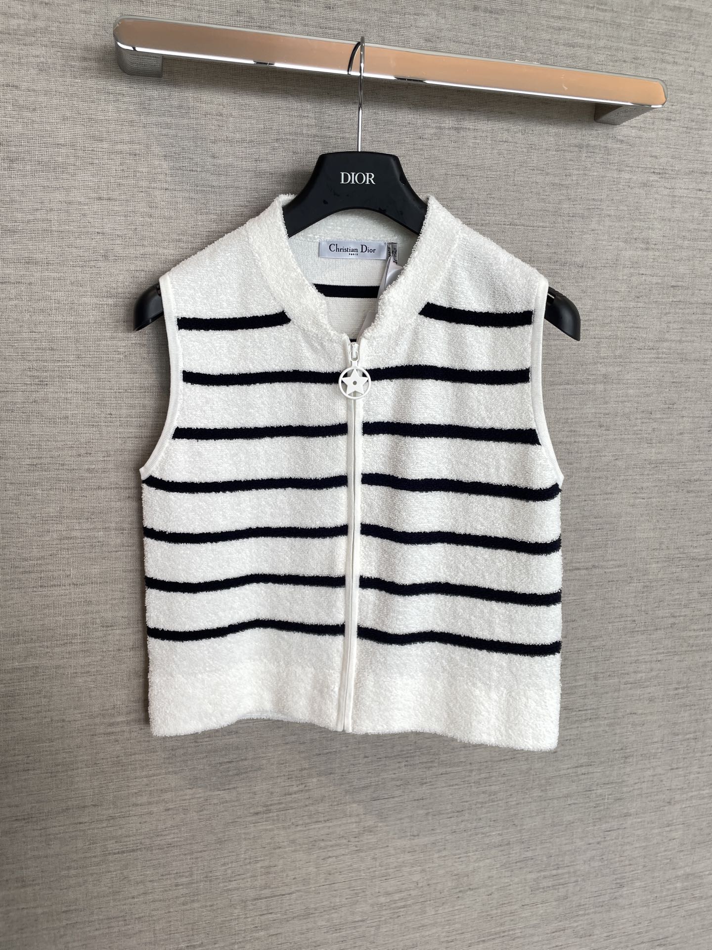Dior Striped Sailor Vest: Authentic Design, Premium Yarn, Versatile Style 5 i1749714233853 1973 0 2