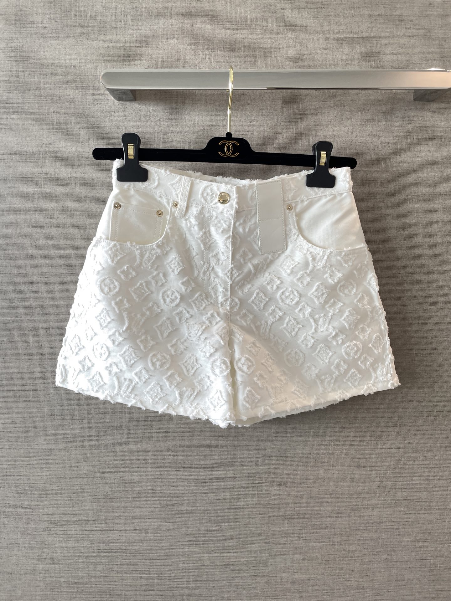 Jacquard Shorts: Premium Fabric, Authentic Detailing, and Perfect Fit 6 i1752552418012 8236 0 5
