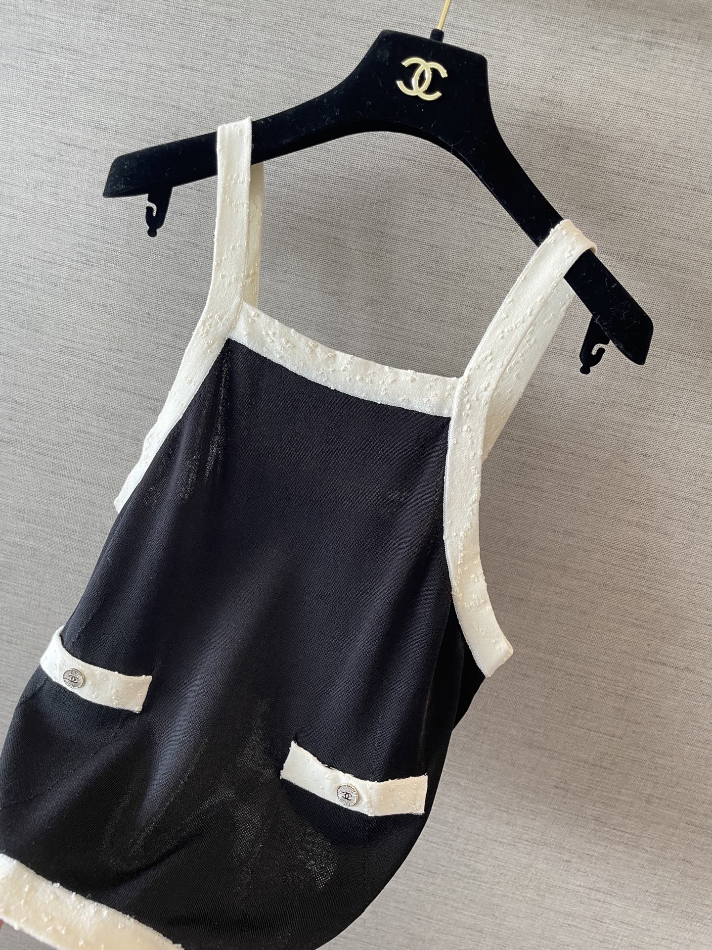 Chanel 25A Knit Vest: Authentic Yarn & Detail, Must-Have Piece - Sizes 36, 38, 41 5 i1753764429344 4914 0 3