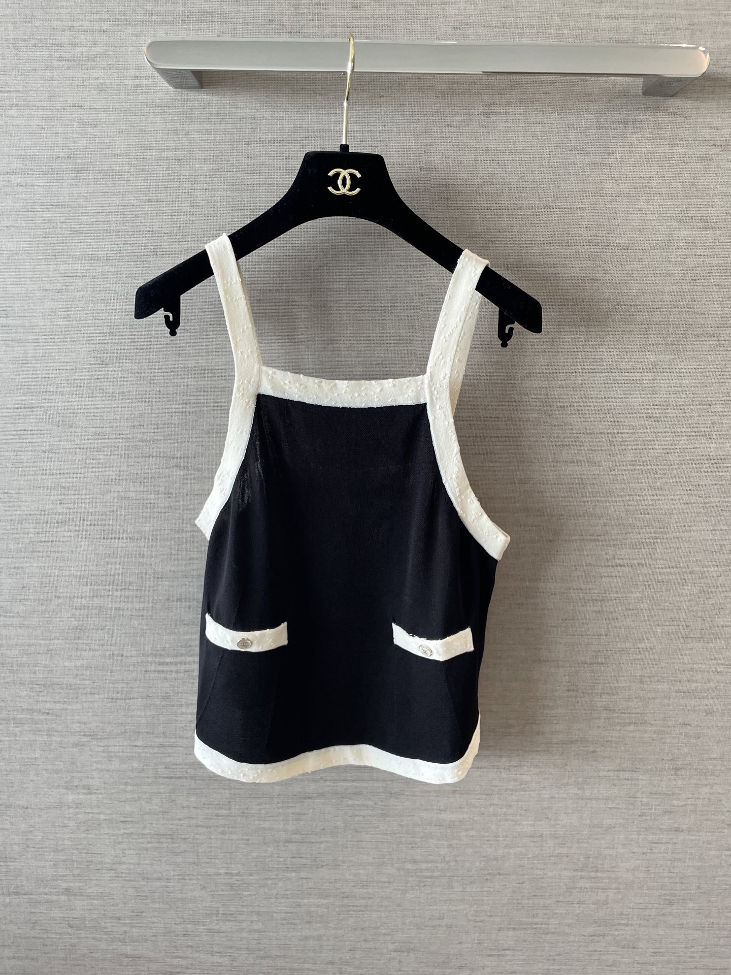 Chanel 25A Knit Vest: Authentic Yarn & Detail, Must-Have Piece - Sizes 36, 38, 41 2 i1753764431534 6721 0 0