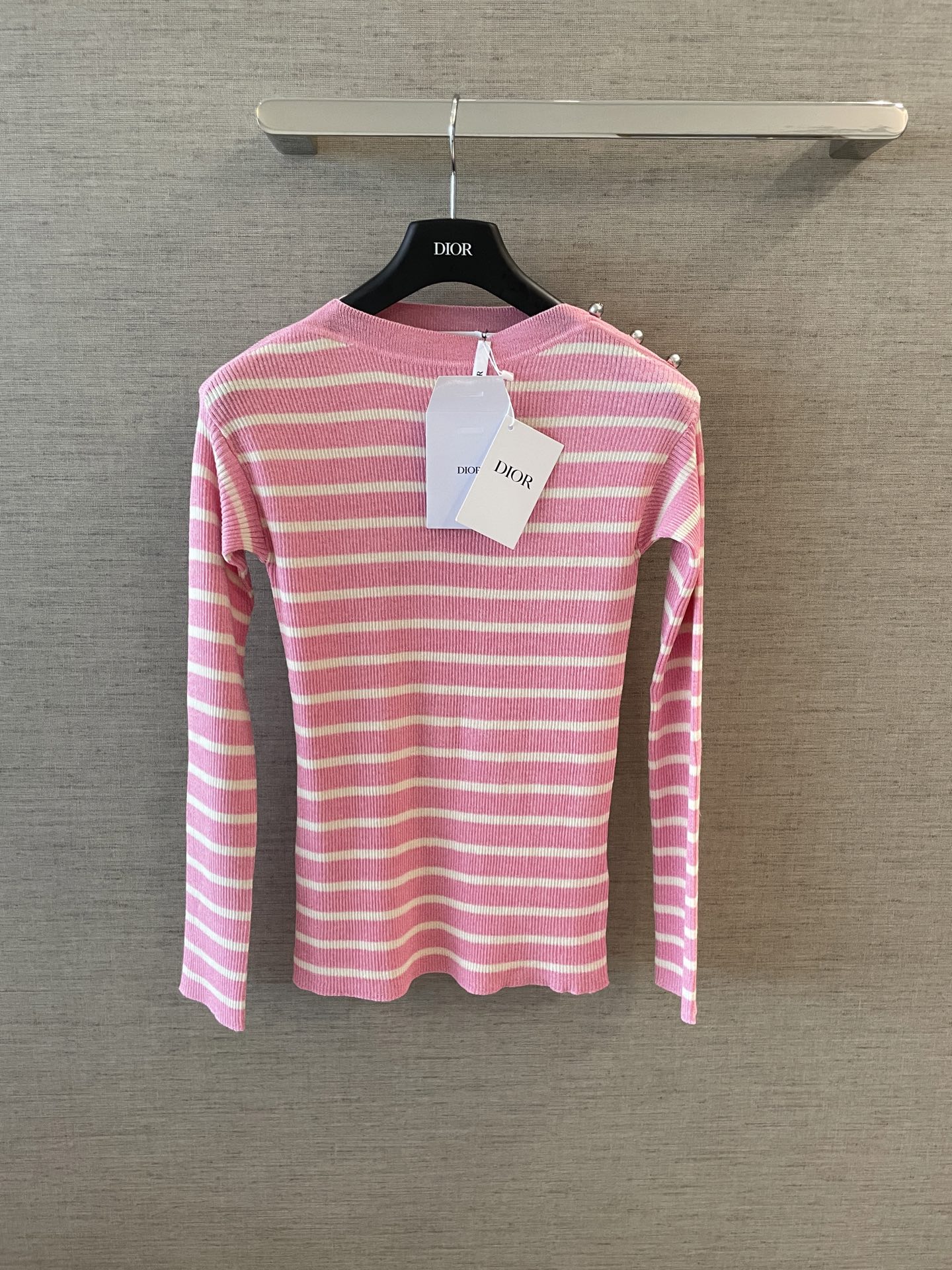 Dior Striped T-Shirt: Classic Style, Custom Fabric, and Comfortable Fit 2 i1754388988144 9762 0 0