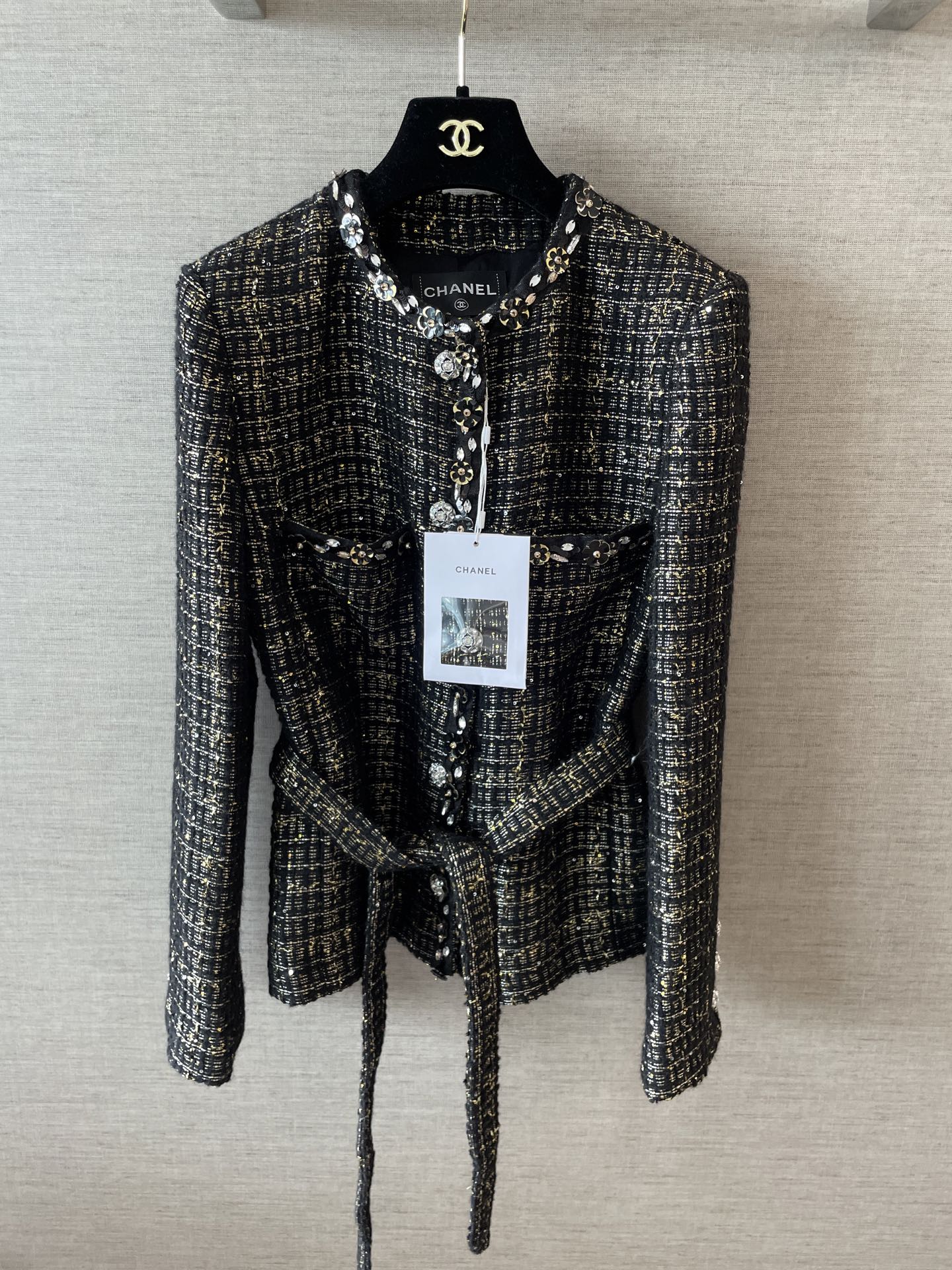 Chanel Black & Gold Silk Jacket - 25A Collection, Impeccable Detailing 4 i1755428102640 5841 0 7