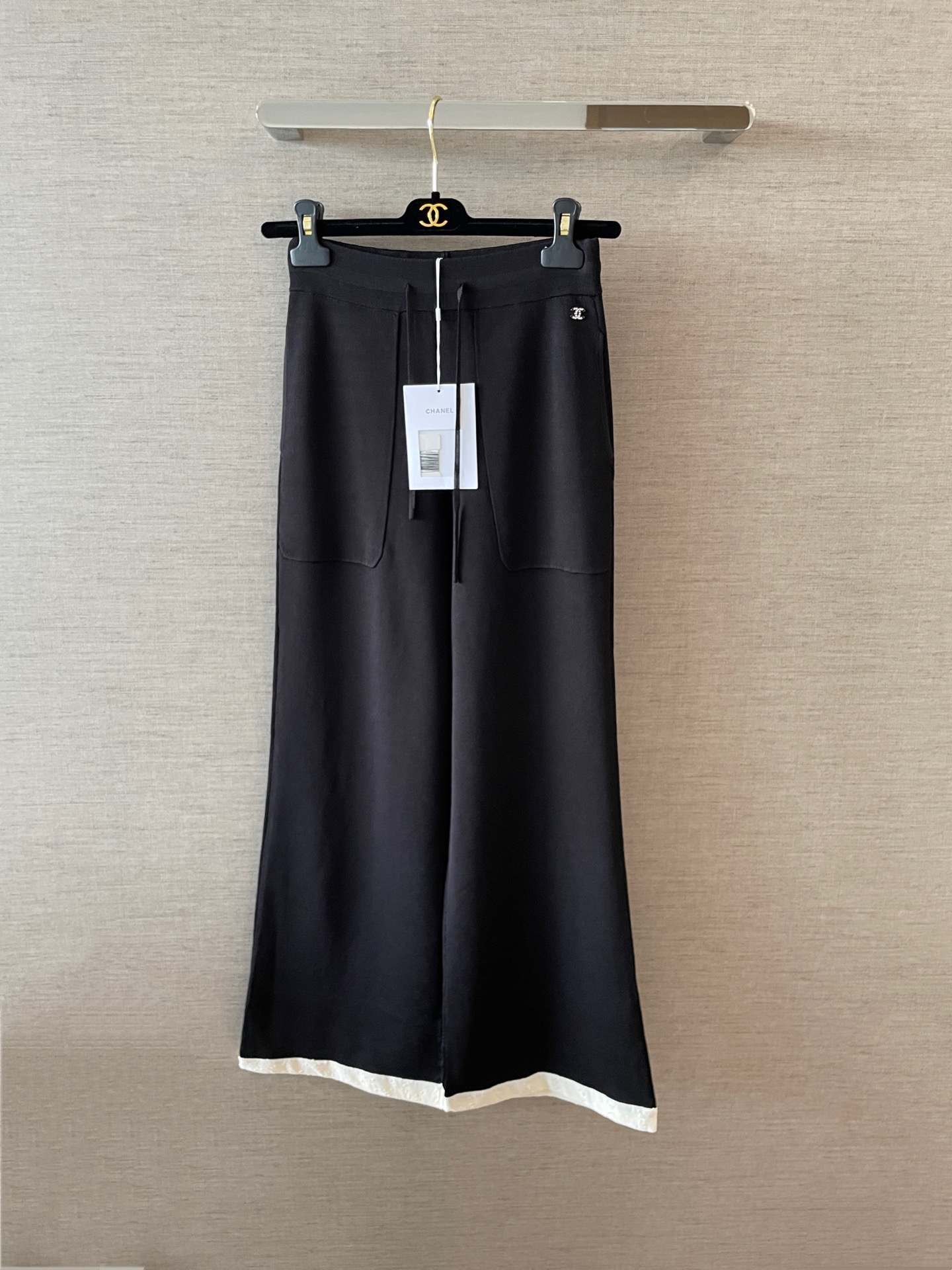 Chanel Black and White Pants - Stylish & Comfortable, Sizes 36-41 7 i1755428510558 1150 0 5