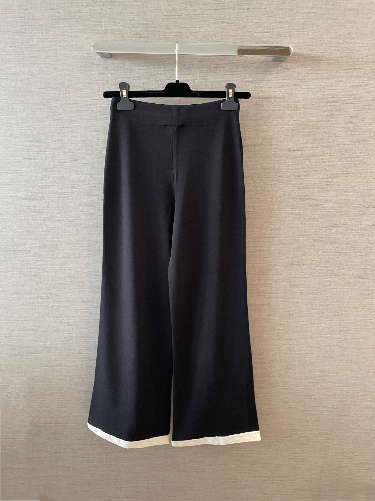 Chanel Black and White Pants - Stylish & Comfortable, Sizes 36-41 8 i1755428510622 3603 0 6