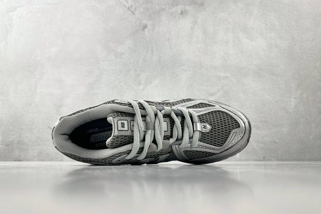 DT特价 特价 公司级New Balance NB 1906R Y2K 银灰 货号:M1906REH 尺码:36 36. DT特价 特价 公司级New Balance NB 1906R Y2K 银灰 货号:M1906REH 尺码:36 36.