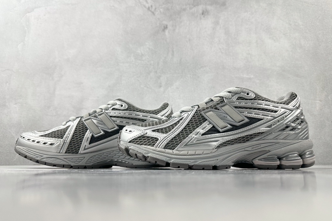 DT特价 特价 公司级New Balance NB 1906R Y2K 银灰 货号:M1906REH 尺码:36 36. DT特价 特价 公司级New Balance NB 1906R Y2K 银灰 货号:M1906REH 尺码:36 36.