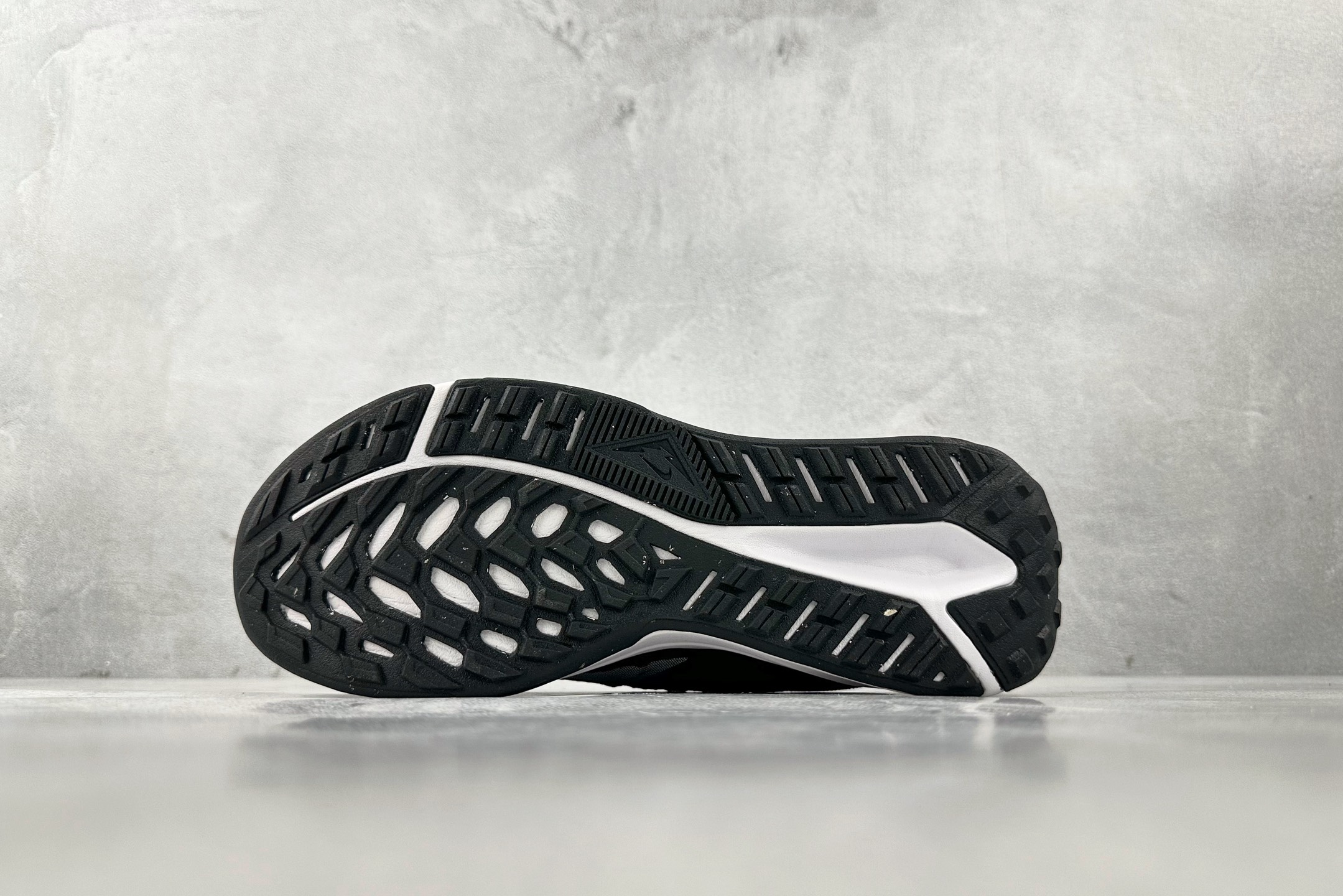 NK Juniper Trail 2 Next Nature 朱尼珀2代系列低帮户外轻量透气休闲运动越野跑鞋“黑白” DM0822-001-莆田鞋,莆田鞋货源,高仿鞋,高仿鞋货源,安福档口,莆田高仿鞋,莆田鞋批发,高仿鞋批发,莆田高仿运动鞋,高仿运动鞋,莆田运动鞋 NK Juniper Trail 2 Next Nature 朱尼珀2代系列低帮户外轻量透气休闲运动越野跑鞋“黑白” DM0822-001