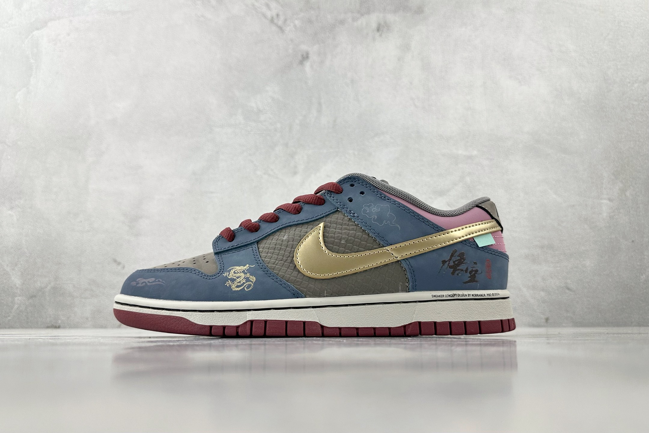 特价 
【定制球鞋】Nike Dunk 悟空 米蓝黑

货号：FB8895 601
尺码：40 40.5