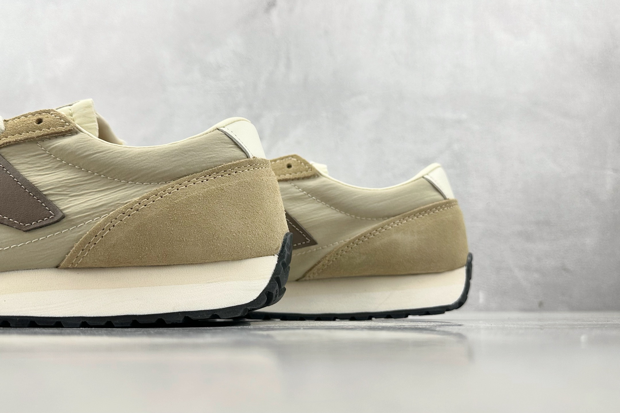170 New Balance NB 471 棕色 U471AI