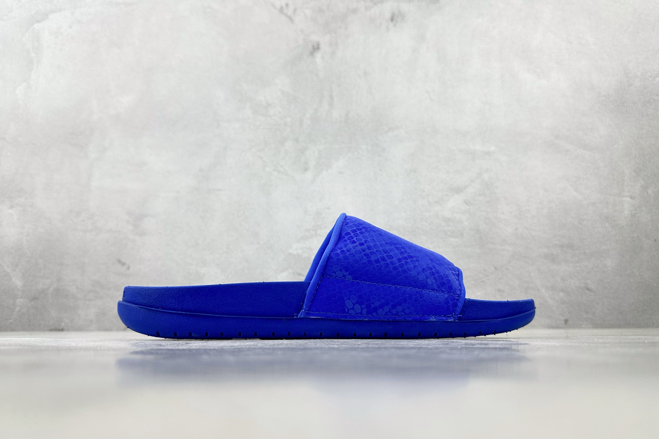 150 外贸专供 Nike Kobe Offcourt Slides 蓝色 IF2870-400