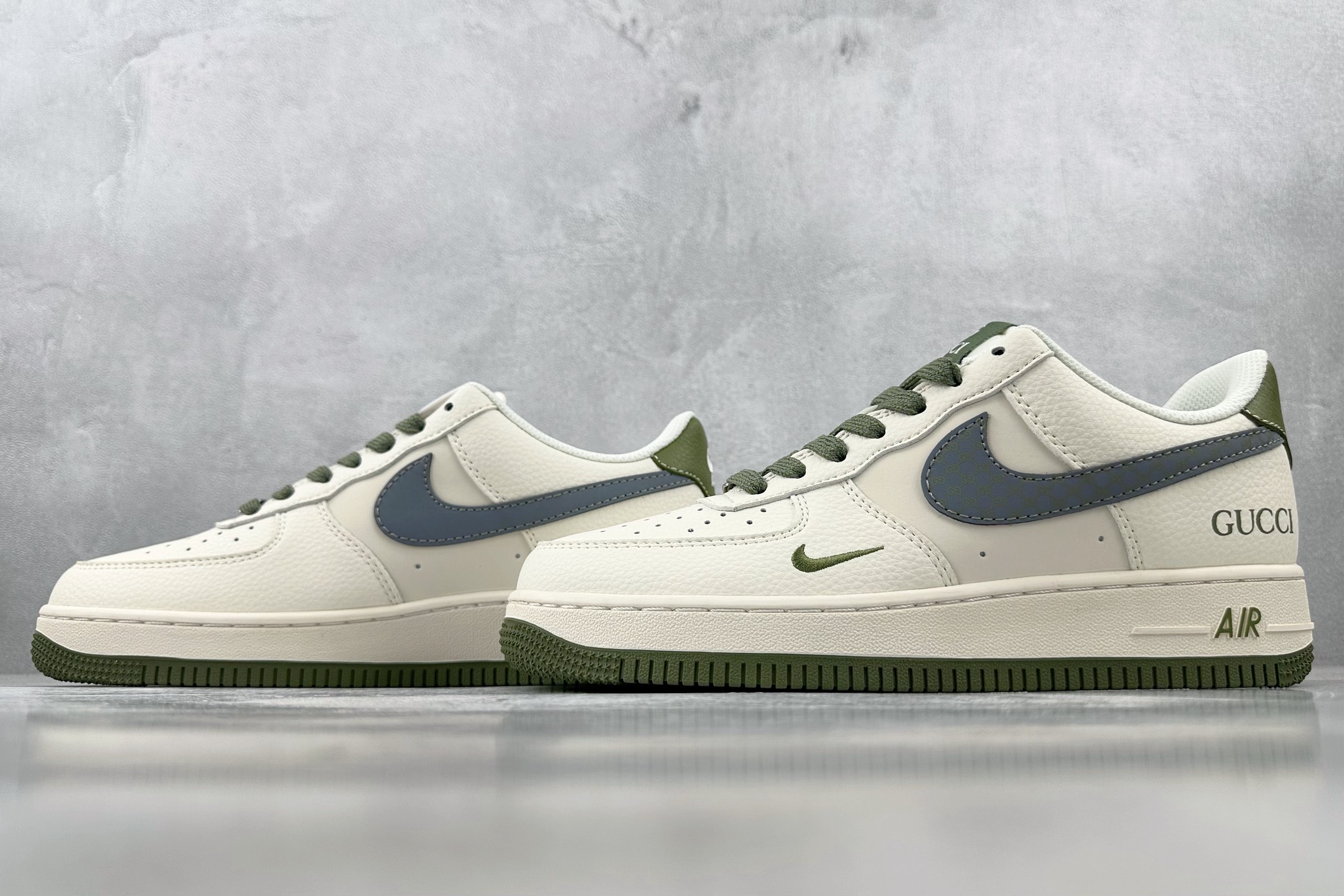 XC 
Nike Air Force 1'07  GUCCI 联名 米白绿

货号：XS1958 563