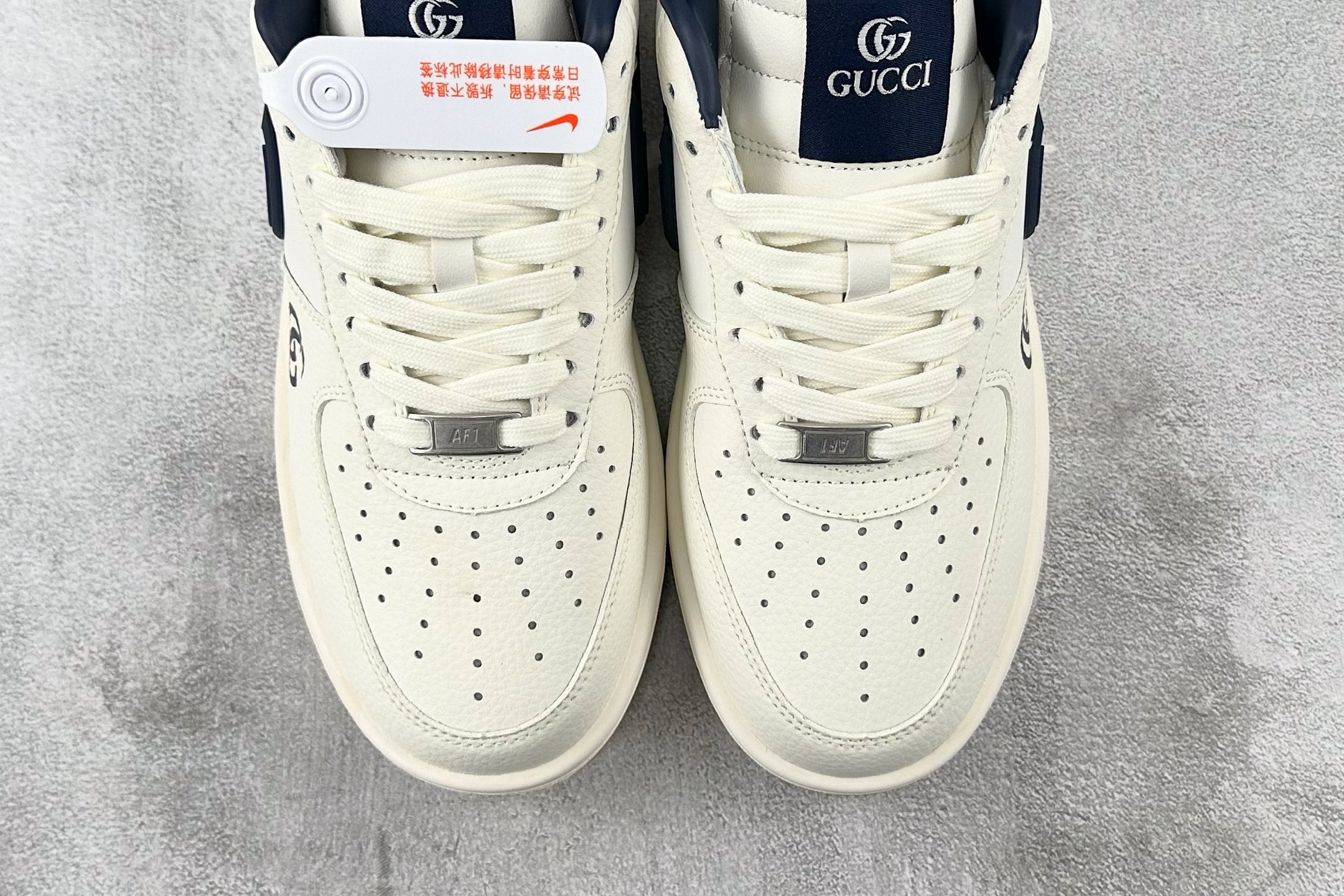 XC 
Nike Air Force 1'07  GUCCI 联名 米白

货号：XS3464 576
