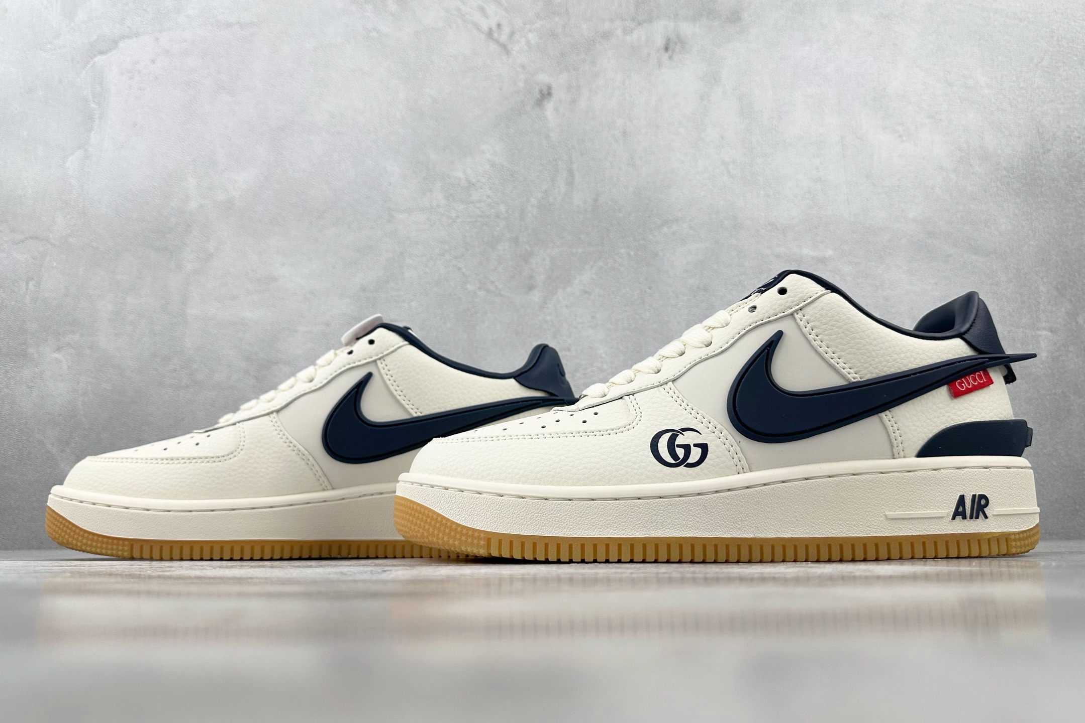 XC 
Nike Air Force 1'07  GUCCI 联名 米白

货号：XS3464 576
