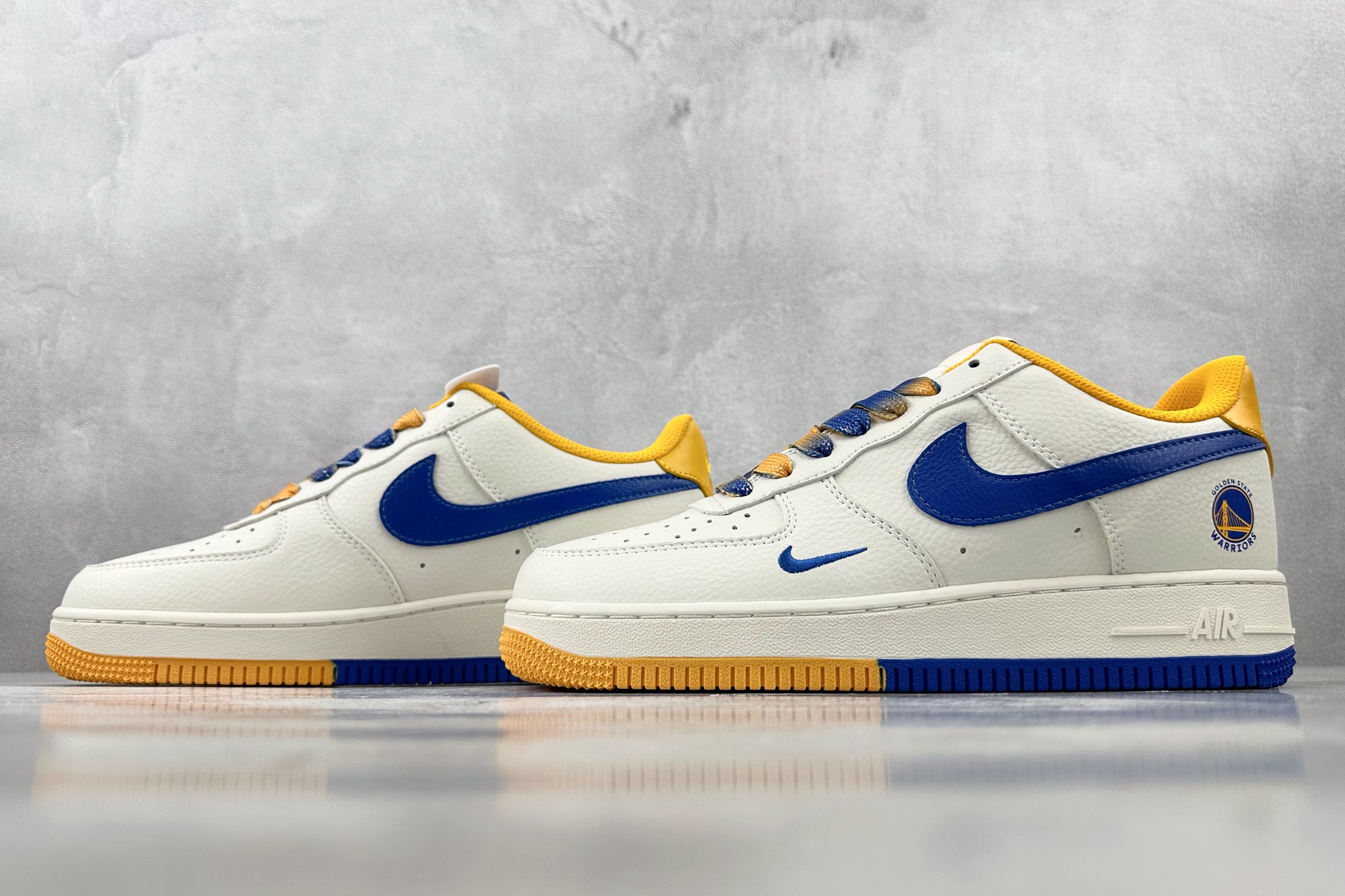 XC 
Nike Air Force 1'07 金州勇士 联名 米兰黄

货号：CS5288 005
尺