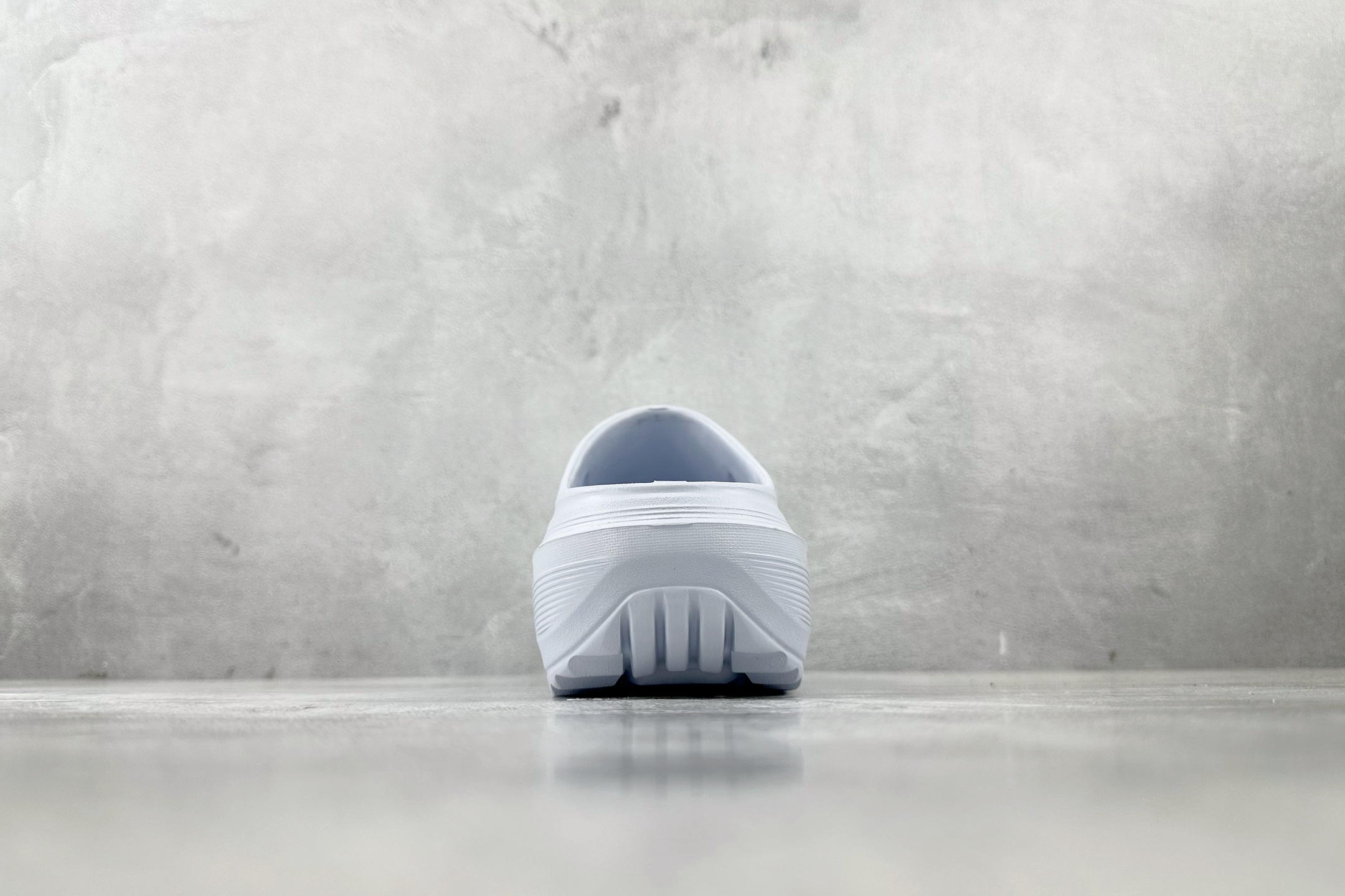 R 版 
出口订单 adidas OZWAVE CLOG 浅蓝

货号 ：JR9273
尺码：36 36