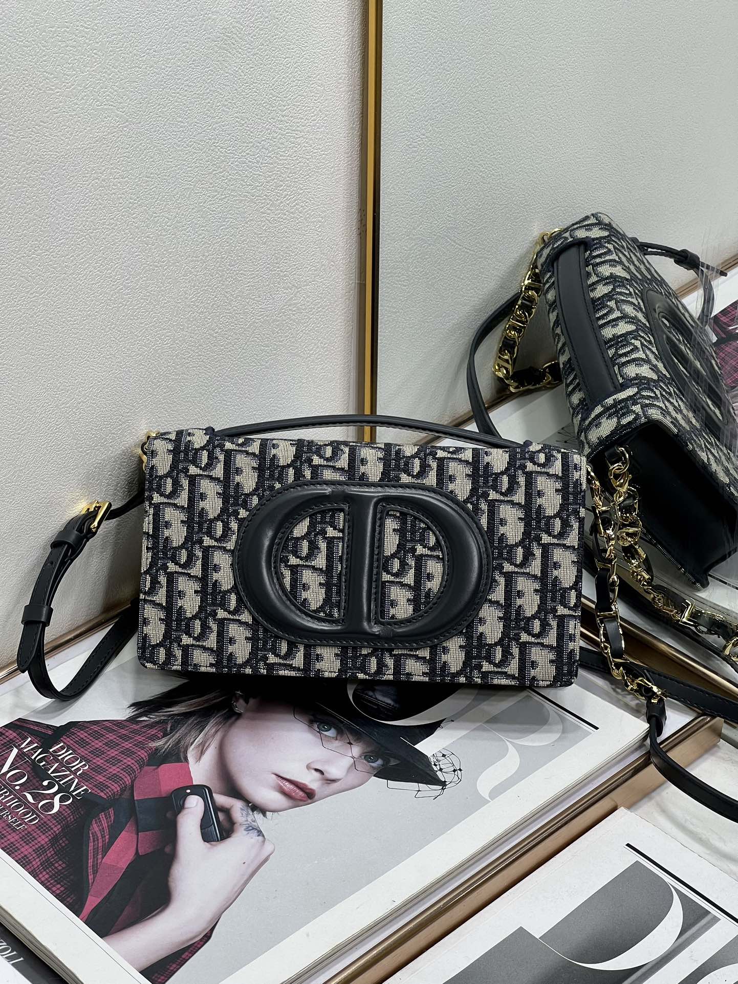 Éxito de ventas 💕 reposición 8805-1 CD Signature bolso de cadena ⛓️ 21x11x5cm