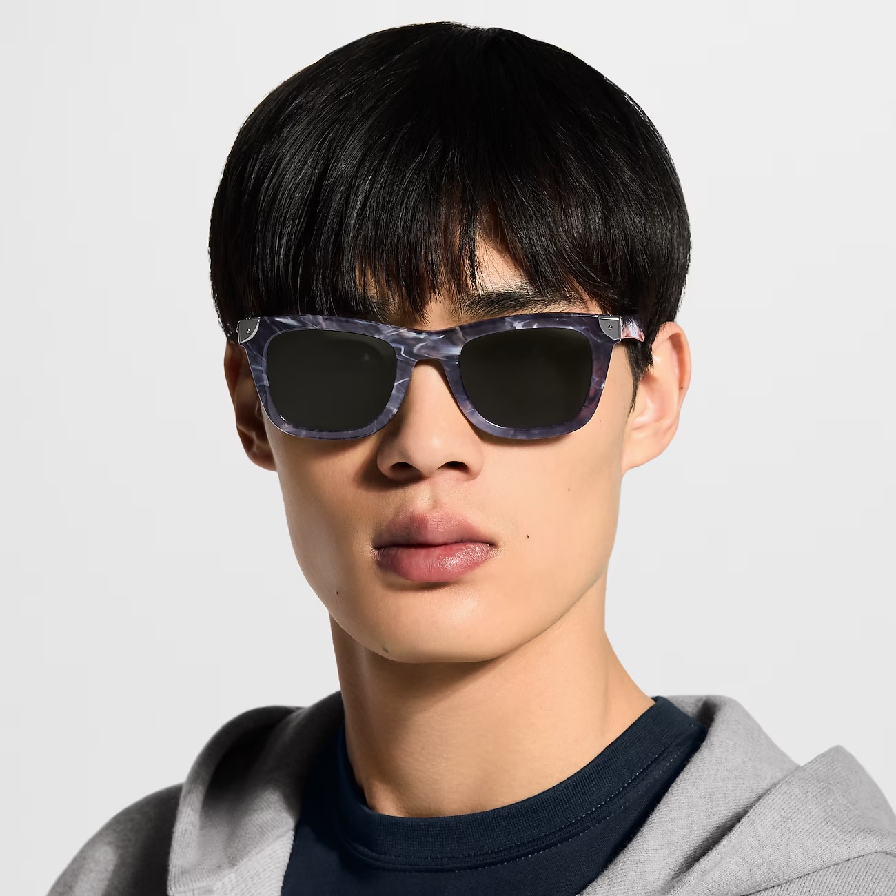 LOUIS VUITTO* MOD：Z3158U Size：52口24-145 