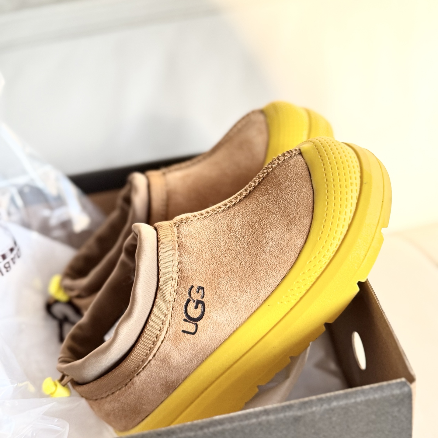 图片[4]-新色 UGG明星同款厚底儿童雪地靴 尺码：25-35码 经典UGG明星同款🔥 优质包头款式设计✌🏻 内里加绒，保暖又舒适❄️ 耐磨防滑大底，脚感超赞👍🏻-选品中心