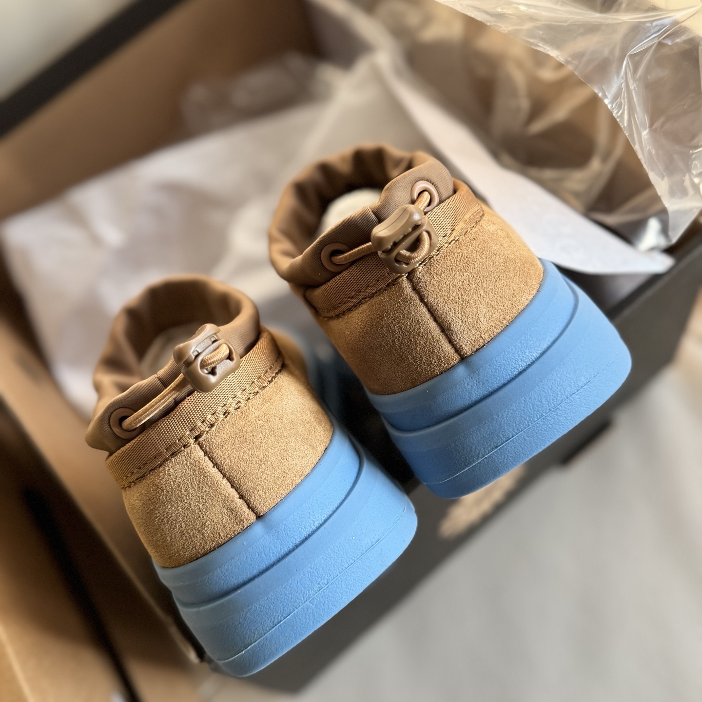 图片[6]-UGG明星同款厚底儿童雪地靴 尺码：25-35码 经典UGG明星同款🔥 优质包头款式设计✌🏻 内里加绒，保暖又舒适❄️ 耐磨防滑大底，脚感超赞👍🏻-选品中心