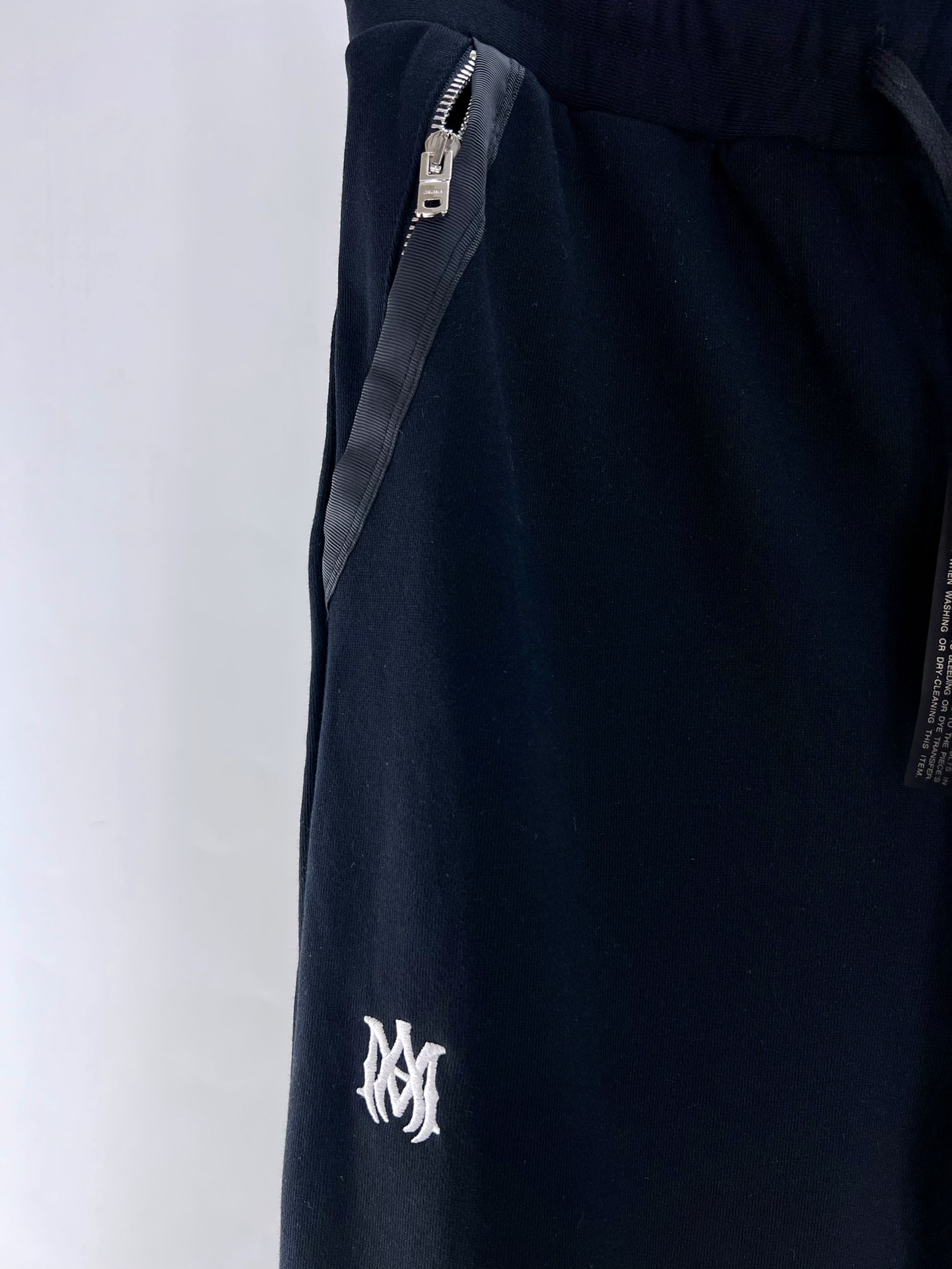 Amiri Embroidered Fleece Sweatpants Drawstring Patchwork Zipper Joggers 4 i1712631705 1468 4