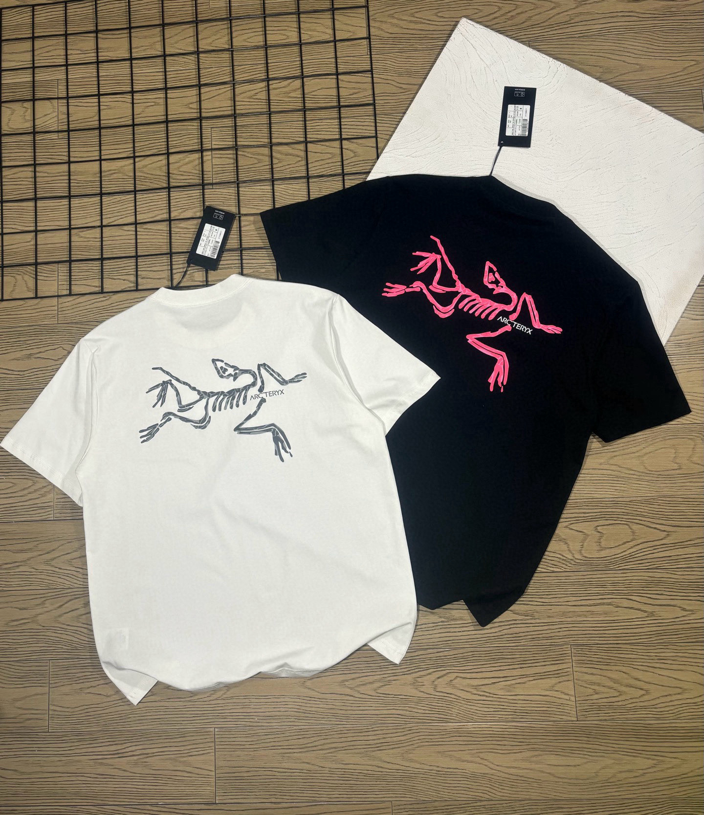 Alternative view of T-Shirt 05794