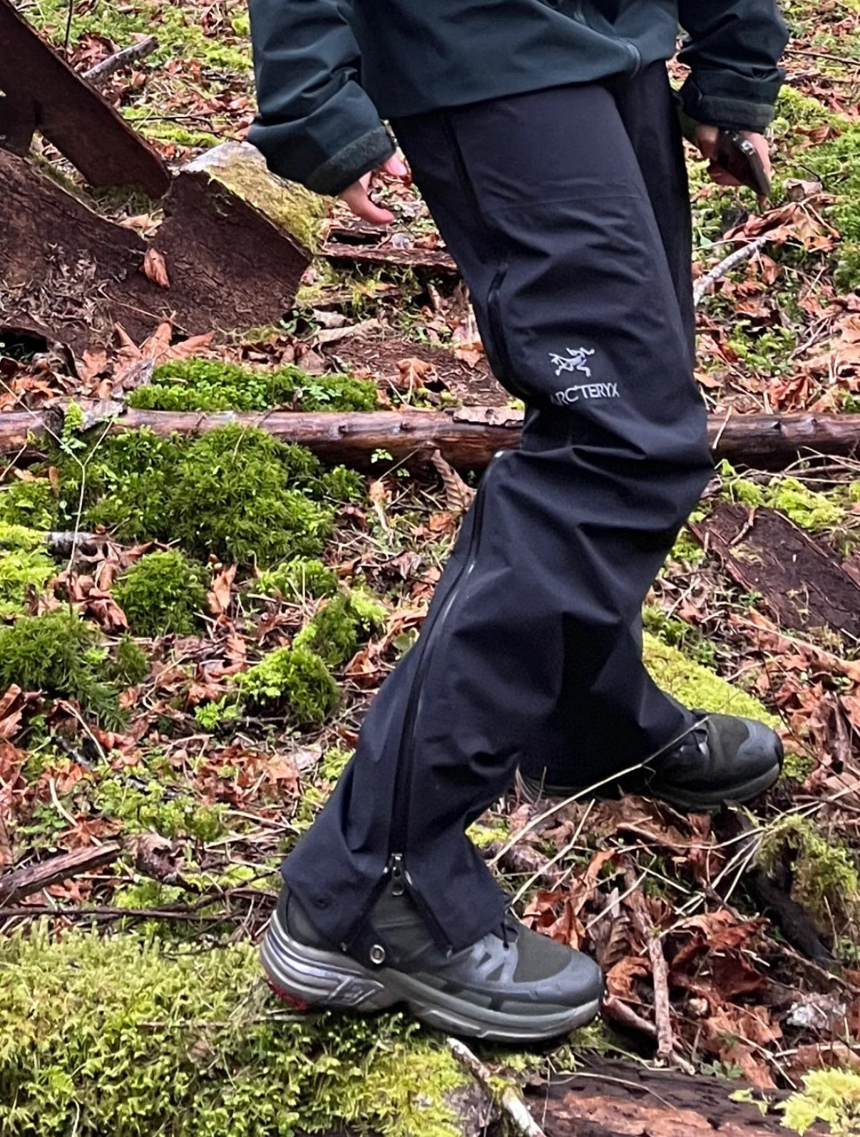 Arc'teryx Beta AR Waterproof Gore-Tex Full Zip Pants For Men and Women