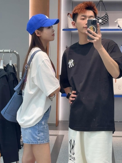 MLB Couple's Printed T-Shirt: Big Logo, Casual Short Sleeve, Spring/Summer 1 MLB Couple's Printed T-Shirt: Big Logo, Casual Short Sleeve, Spring/Summer