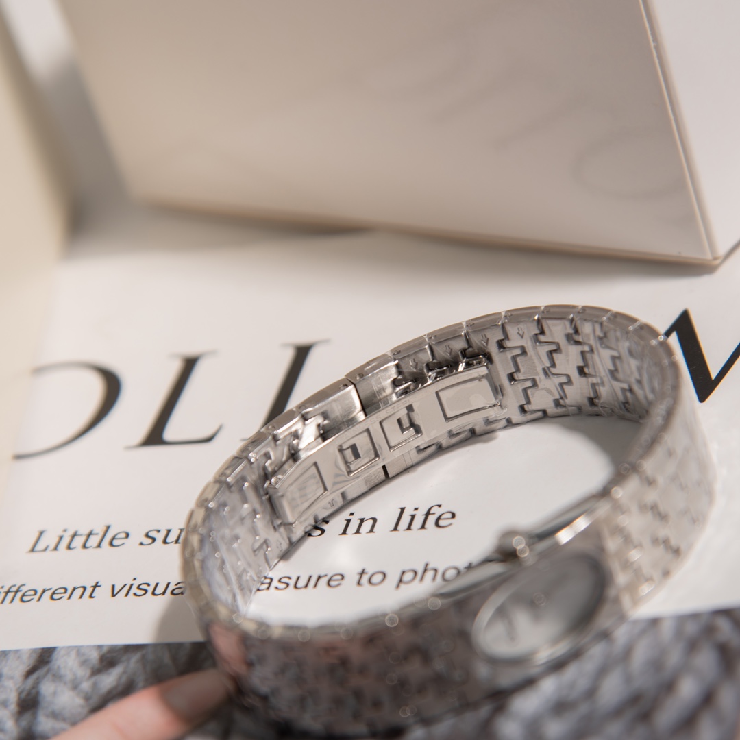 NO:158236,Real photos of large goods.,19860909大货实拍细节图.,,Watch