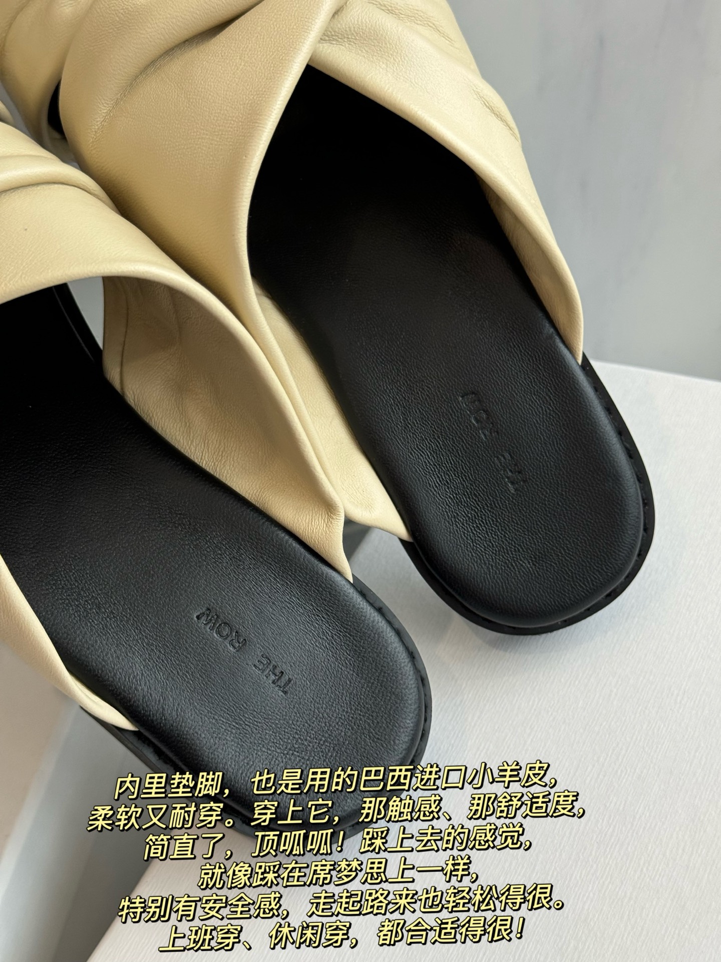 NO:238010,The inner foot pad is also made of imported Brazilian lambskin, which is soft and durable. When you wear it, the touch and comfort are simply great!  The feeling of stepping on it is like stepping on Simmons, it feels very safe and it is very relaxing when walking. It is very suitable for wearing it at work and casual wear!  slippers slippers sheepskin19860909内里垫脚,也是用的巴西进口小羊皮, 柔软又耐穿.穿上它,那触感、那舒适度, 简直了,顶呱呱！踩上去的感觉, 就像踩在席梦思上一样, 特别有安全感,走起路来也轻松得很. 上班穿、休闲穿,都合适得很！,拖鞋,slippers,sheepskin,Women's Shoes