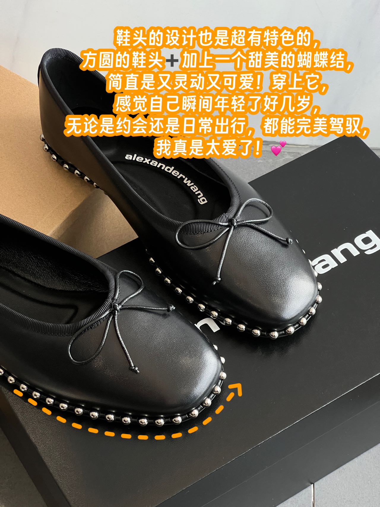 NO:237294,The design of the toe is also very distinctive. The square toe and a sweet bow are simply lively and cute!  When I put it on, I felt like I was several years younger in an instant. I could handle it perfectly whether it was on dates or on daily travel. I really love it!  ,leather shoes19860909鞋头的设计也是超有特色的, 方圆的鞋头加上一个甜美的蝴蝶结, 简直是又灵动又可爱！穿上它, 感觉自己瞬间年轻了好几岁, 无论是约会还是日常出行,都能完美驾驭, 我真是太爱了！,皮鞋,Women's Shoes