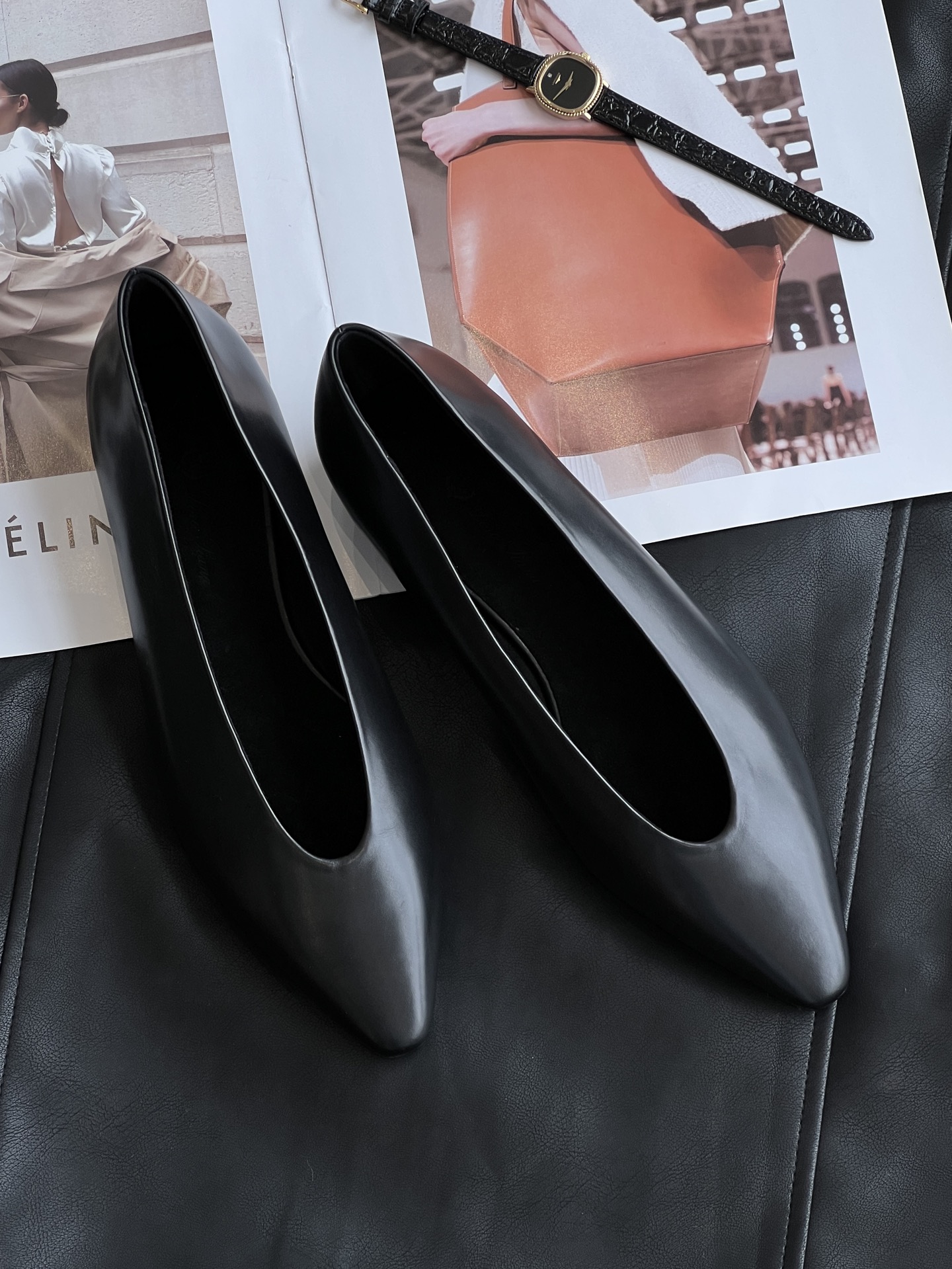 NO:237307,The black and right opening curve is gray on the feet, making your feet look thinner!  , single shoes19860909黑色恰到好处的开口弧度上脚灰常显脚瘦！,单鞋,Women's Shoes