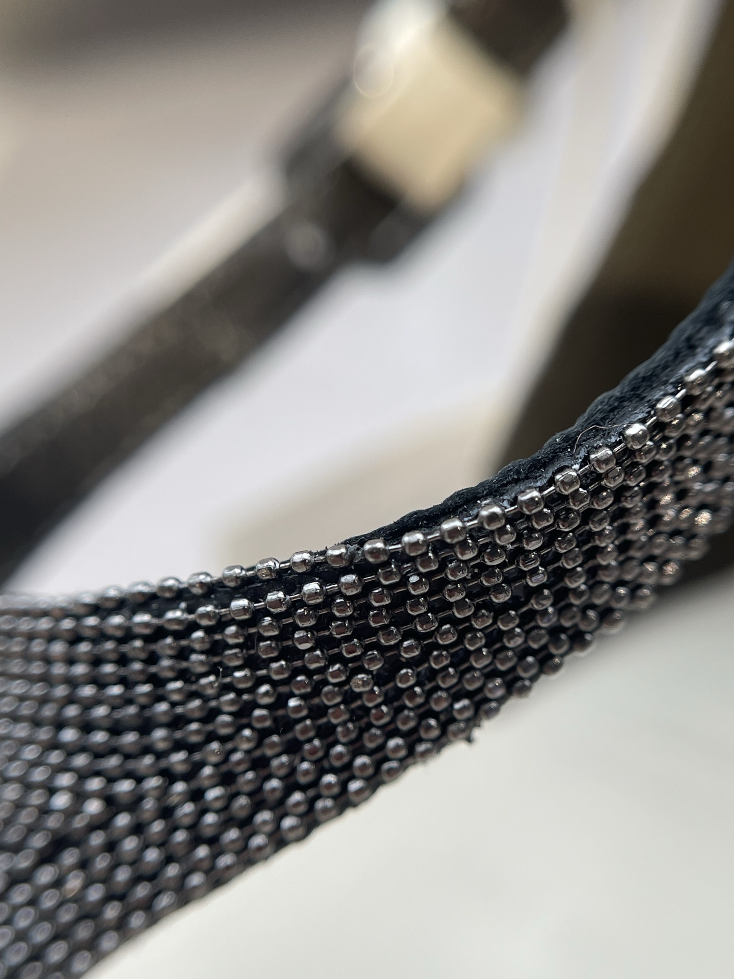 Elegant Beaded T-Strap Flat Sandals for Women | Brunello Cucinelli 7 i1747389288541 9666 0 5