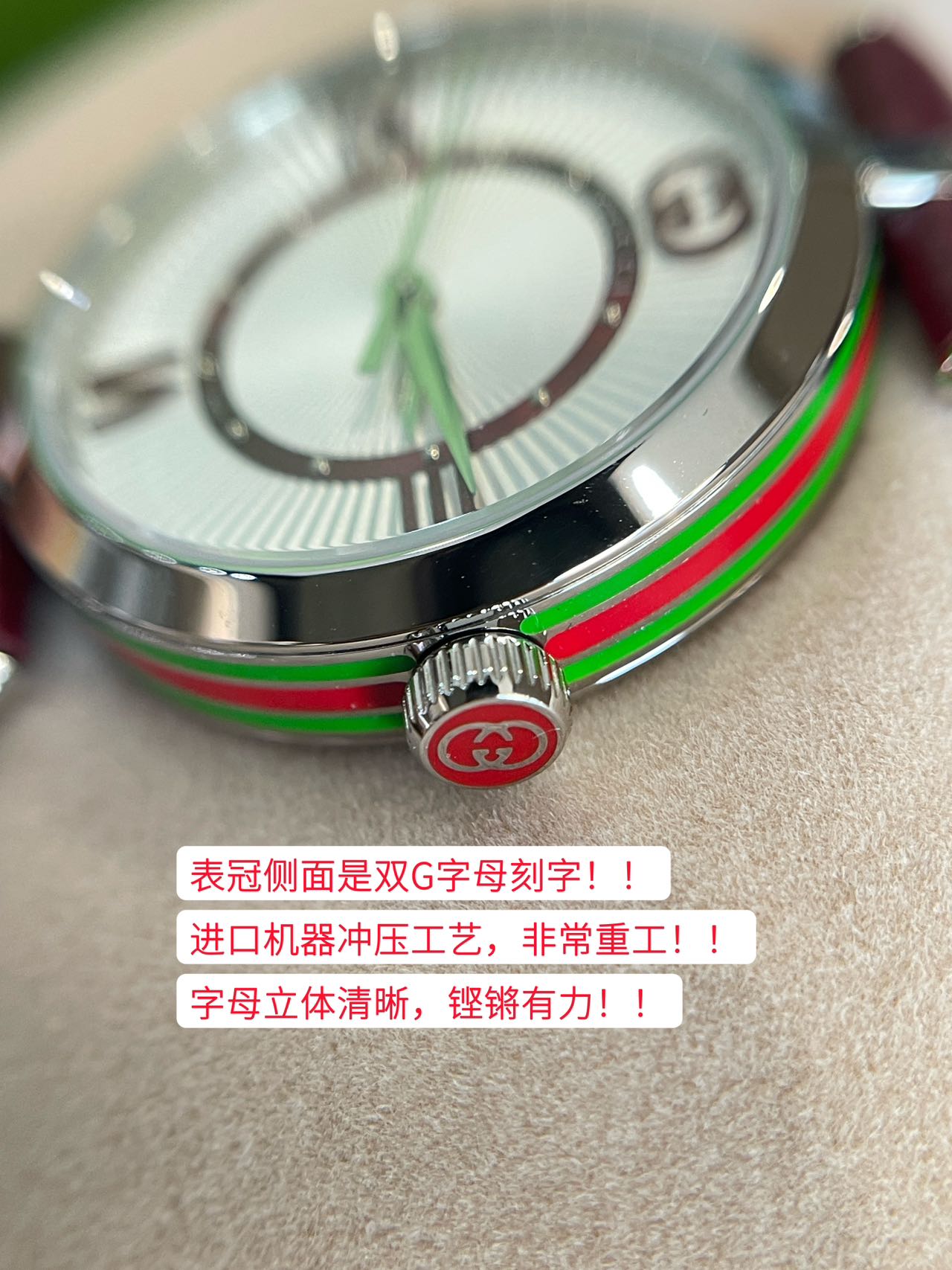 NO:391806,Gucci GUCCI crown is engraved with double G letters on the side!  !  Imported machine stamping process, very heavy industry!  !  The letters are three-dimensional and clear, sonorous and powerful!  !  ,gucci,gucci19860909古驰 GUCCI 表冠侧面是双G字母刻字！！ 进口机器冲压工艺,非常重工！！ 字母立体清晰,铿锵有力！！,,gucci,gucci,Watch
