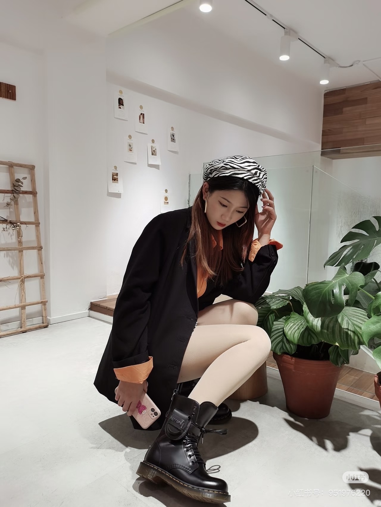 _dwK9sewU3CRDFKTJrp8F-rems3VTeETLbnsDhvQ