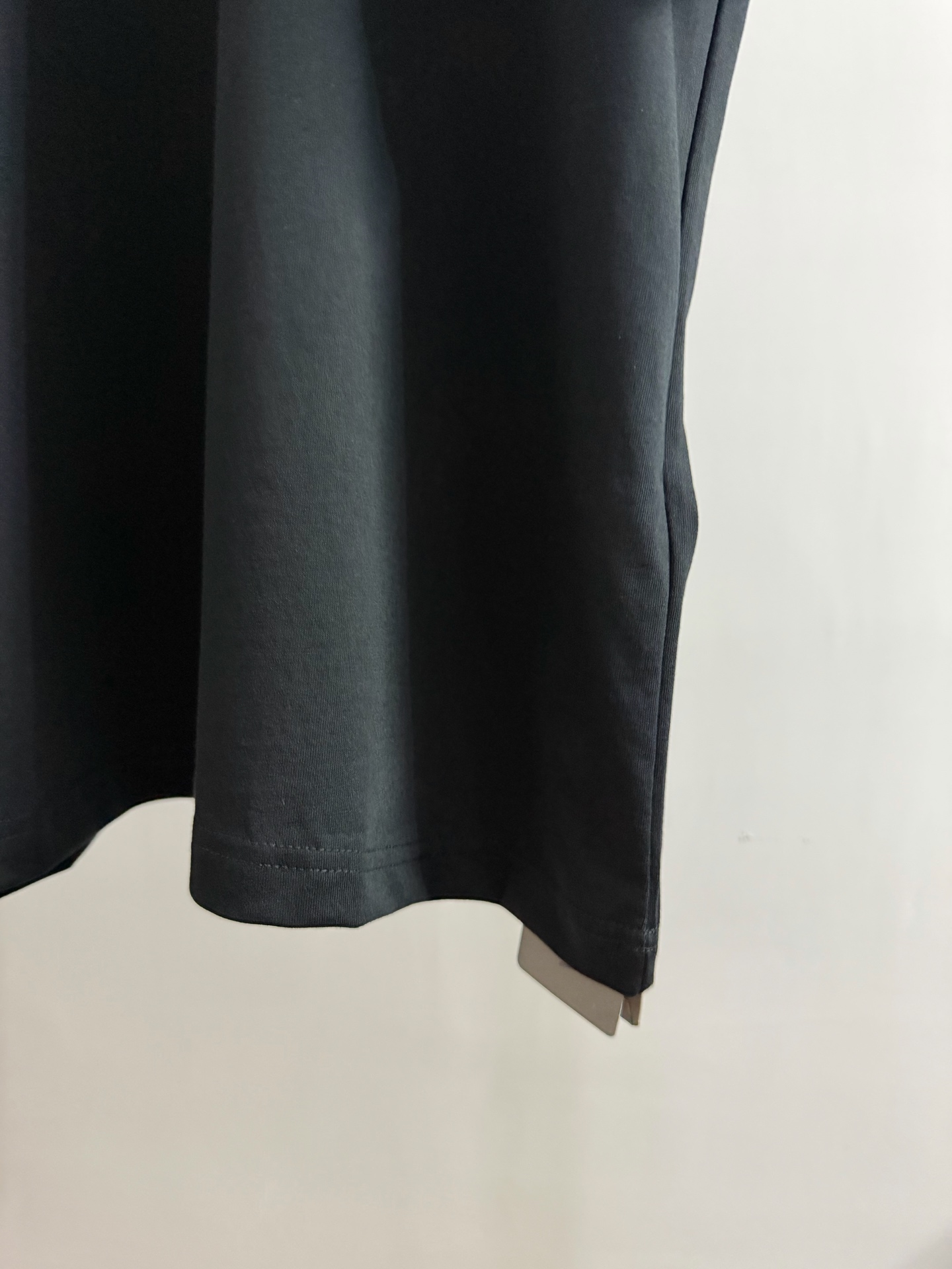 발렌시아가 26FW 남성 반팔 154892 Balenciaga T Shirt 상세 이미지 5