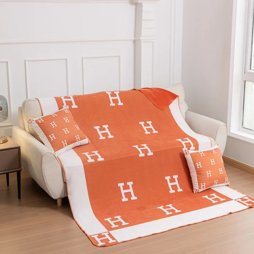 Luxury Hermes Style Blanket Throw with Matching Pillow, Soft Fleece Blanket 1 Luxury Hermes Style Blanket Throw with Matching Pillow, Soft Fleece Blanket