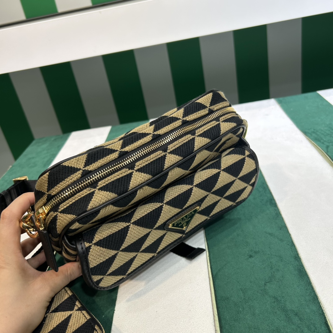 프라다 2VH133 가방 Prada Bag 썸네일 이미지
