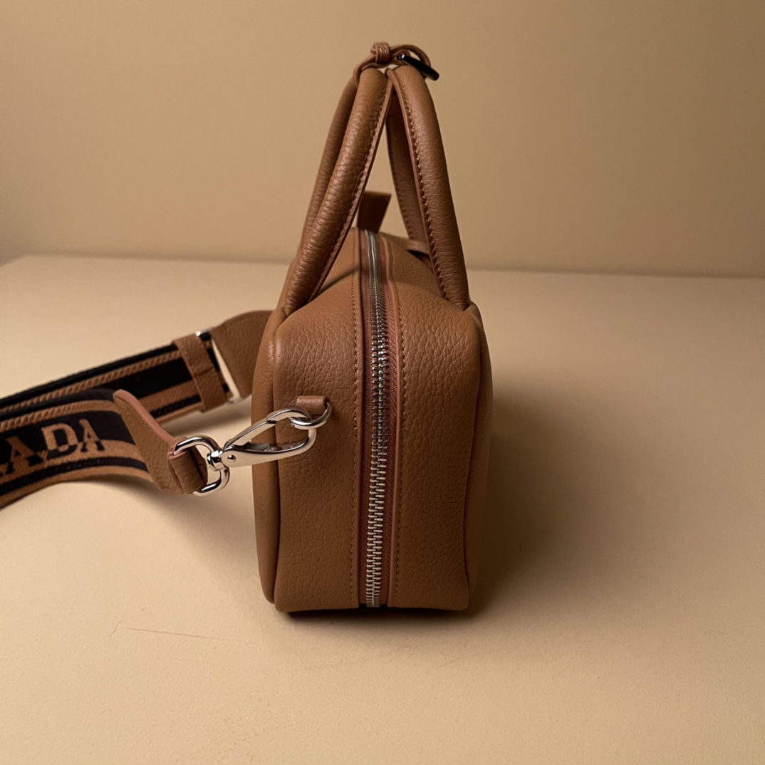 프라다 1BB102 가방 Prada Bag 썸네일 이미지