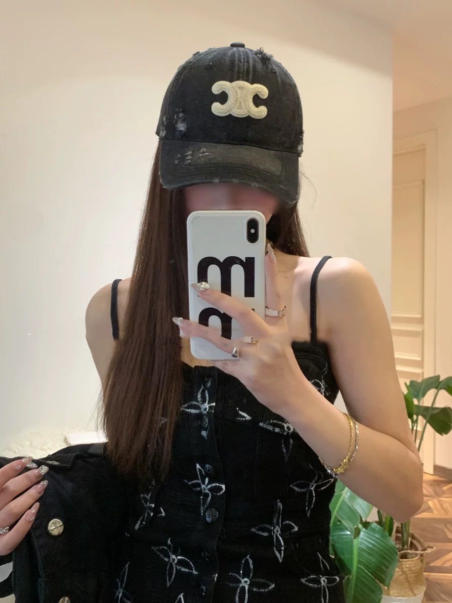 Gianvito Rossi Haute Couture Haute Couture Designer Cap Hat Ref.0BF91AC4 2