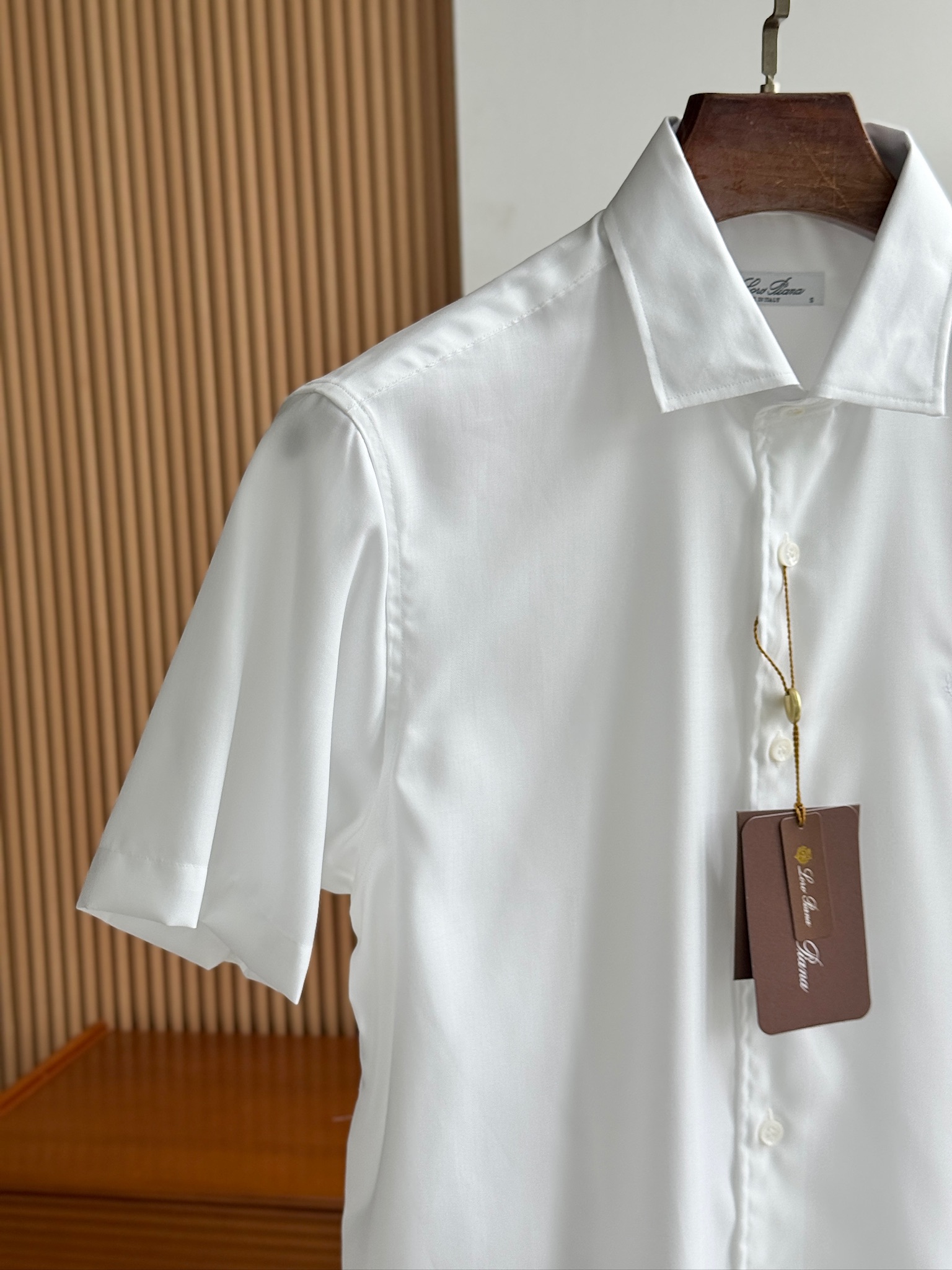 Loro Piana经典学院风，设计私定面料男士短袖衬衫，洋行渠道货，纯正血统品质，春夏新品，口碑化经典