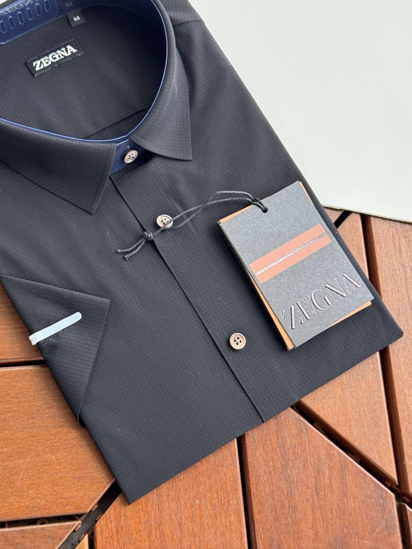 NO:460428,Black details Lutai top four-sided elastic fabric with double lamination adhesive craftsmanship, Jie brand, small lapel short sleeves, three colors, SMLXLXXL, T-shirt, alexander wang19860909黑色细节鲁泰顶级四面弹面料配合双层压胶工艺,杰牌,小翻领短袖,三色,SMLXLXXL,,T-shirt,alexander wang,Men's clothing