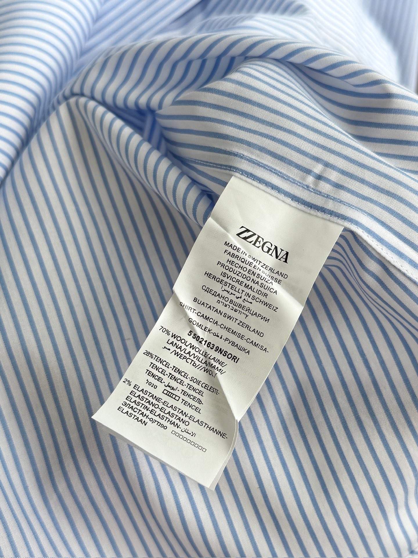 秋冬必备。补单出货！！！杰尼亚TM系列，法式袖扣男士长袖衬衫
设计上沿袭了他家现代极简主义基调，将意式的