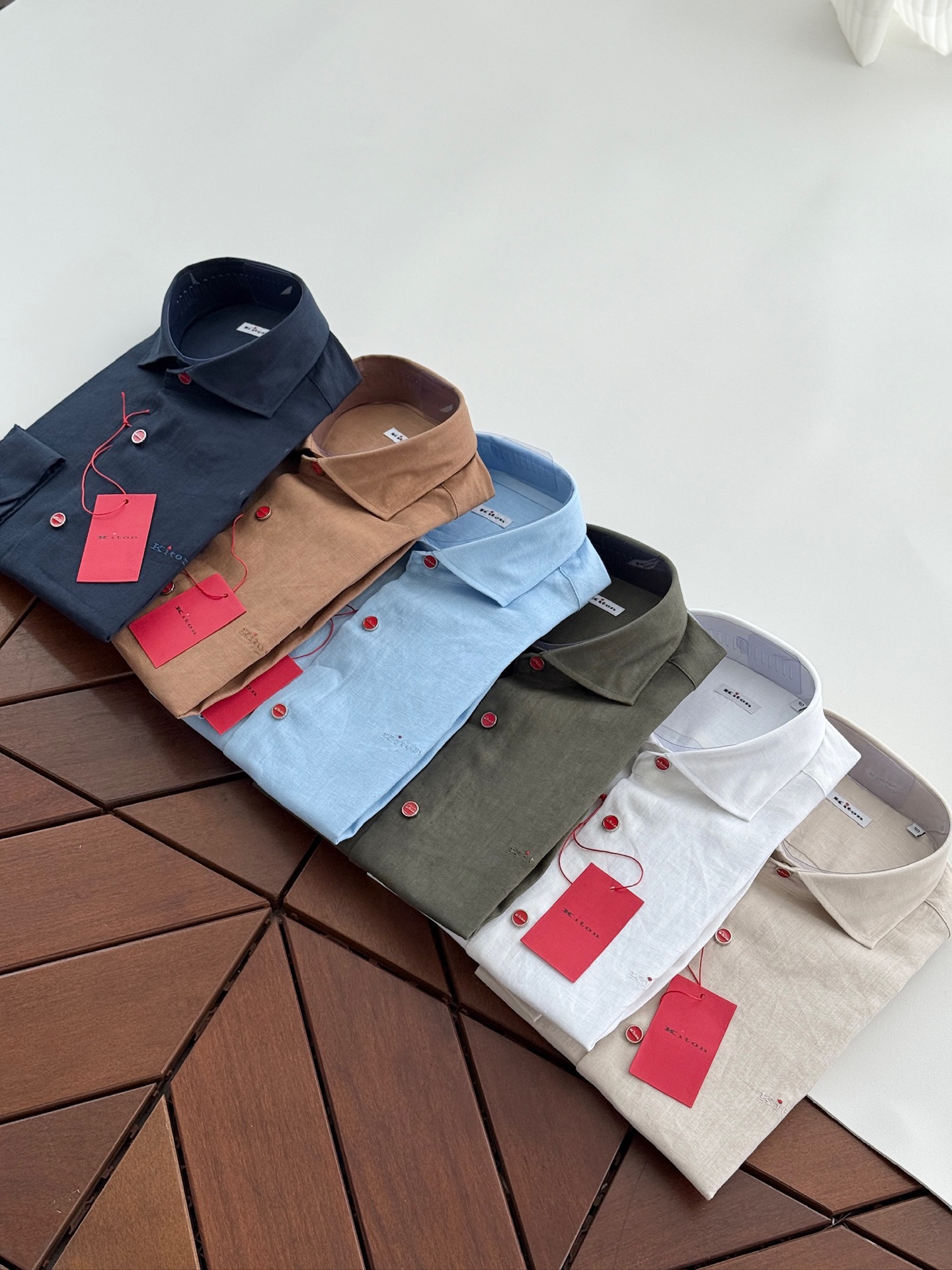 巅峰制造，最好卖的六色最全亚麻！！！Kiton亚麻刺绣Logo红点衬衫｜慵懒骨子里的高级感轻盈的呼吸感，