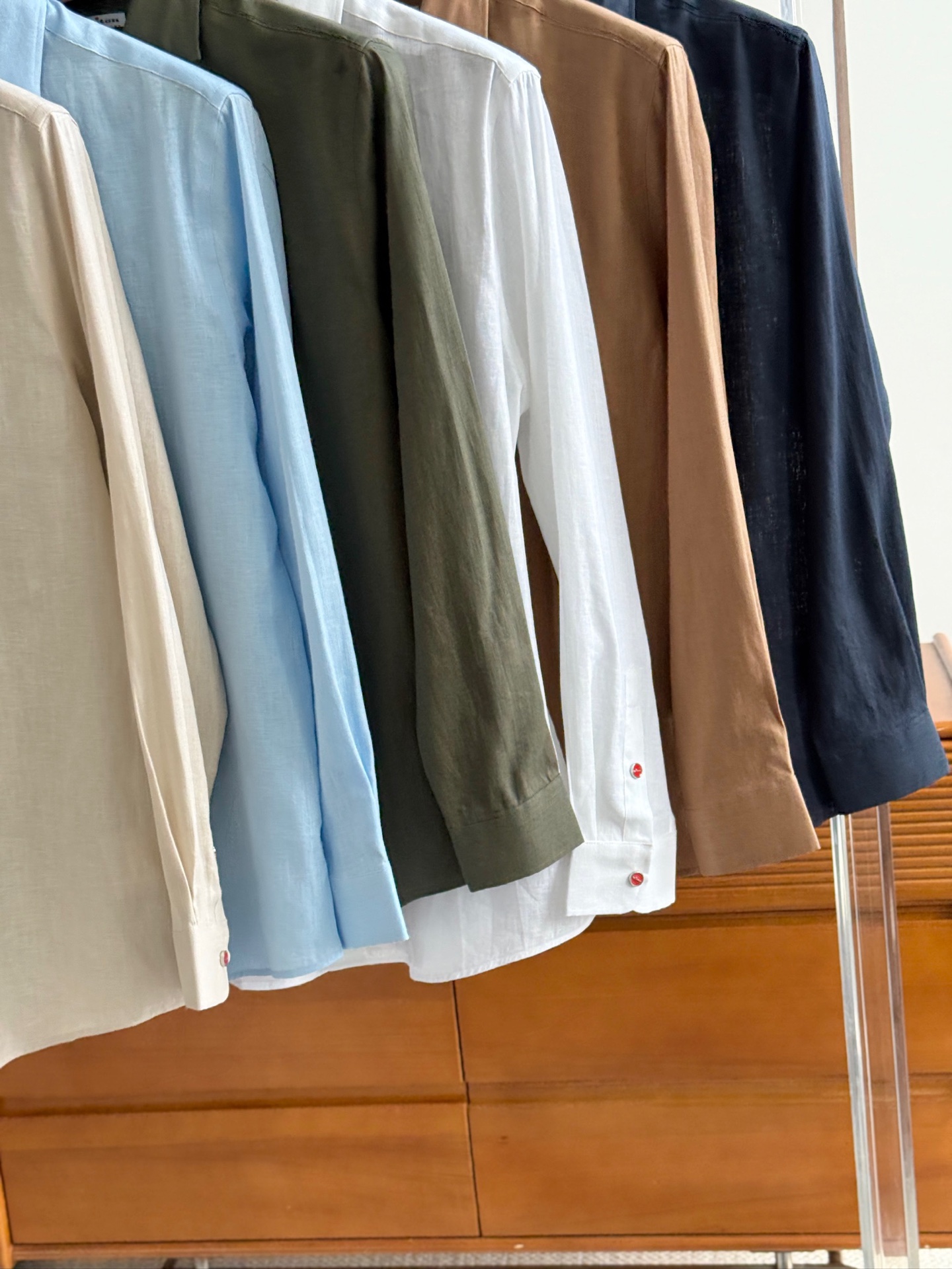 巅峰制造，最好卖的六色最全亚麻！！！Kiton亚麻刺绣Logo红点衬衫｜慵懒骨子里的高级感轻盈的呼吸感，